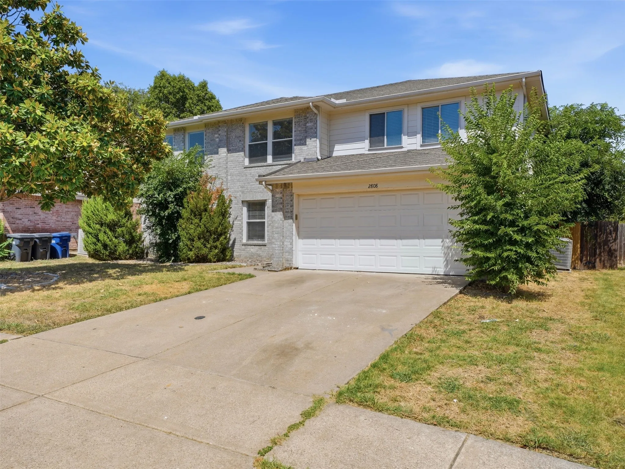 Single Family Residence For Rent in Collin County , 2808 High Pointe Boulevard, Mc Kinney, Texas 75071, 6 Bedroom, 3 Bathroom, 2 Garage spaces, 2,621 Sqft, built in 1999, mls#21369345, Real Estate Agent in Mc Kinney, Homes For Rent in Collin county, Homes For Rent in Mc Kinney, Realtor in Mc Kinney Texas, Real Estate Brokerage Independent Realty Texas, Luminita Cordes Realtor