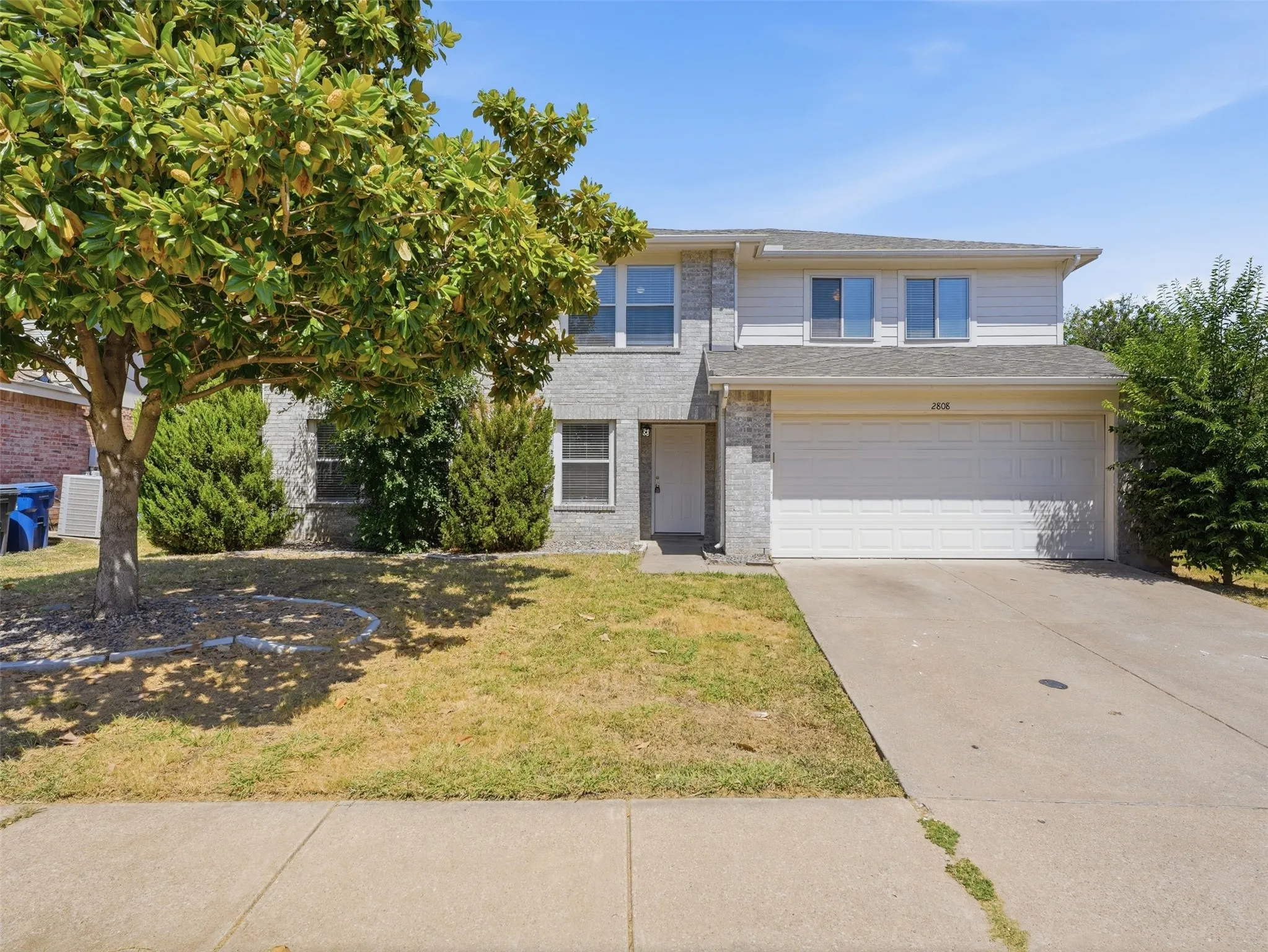 Single Family Residence For Rent in Collin County , 2808 High Pointe Boulevard, Mc Kinney, Texas 75071, 6 Bedroom, 3 Bathroom, 2 Garage spaces, 2,621 Sqft, built in 1999, mls#21369345, Real Estate Agent in Mc Kinney, Homes For Rent in Collin county, Homes For Rent in Mc Kinney, Realtor in Mc Kinney Texas, Real Estate Brokerage Independent Realty Texas, Luminita Cordes Realtor