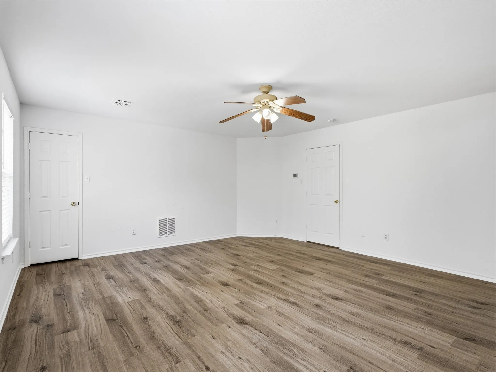 Single Family Residence For Rent in Collin County , 2808 High Pointe Boulevard, Mc Kinney, Texas 75071, 6 Bedroom, 3 Bathroom, 2 Garage spaces, 2,621 Sqft, built in 1999, mls#21369345, Real Estate Agent in Mc Kinney, Homes For Rent in Collin county, Homes For Rent in Mc Kinney, Realtor in Mc Kinney Texas, Real Estate Brokerage Independent Realty Texas, Luminita Cordes Realtor