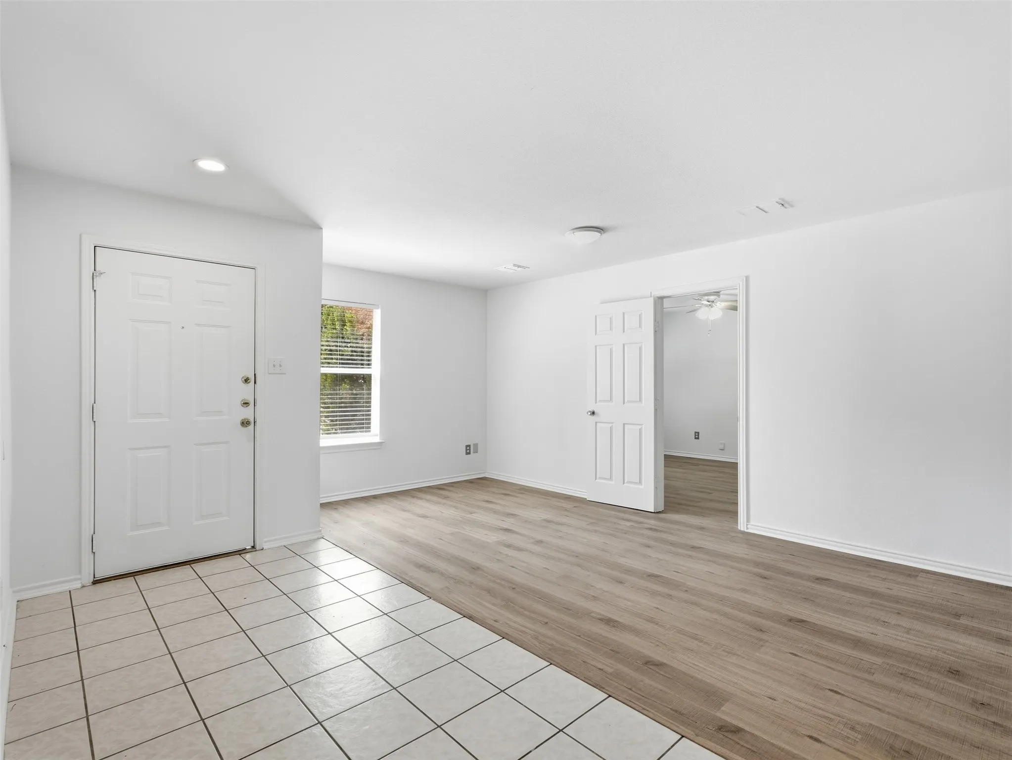 Single Family Residence For Rent in Collin County , 2808 High Pointe Boulevard, Mc Kinney, Texas 75071, 6 Bedroom, 3 Bathroom, 2 Garage spaces, 2,621 Sqft, built in 1999, mls#21369345, Real Estate Agent in Mc Kinney, Homes For Rent in Collin county, Homes For Rent in Mc Kinney, Realtor in Mc Kinney Texas, Real Estate Brokerage Independent Realty Texas, Luminita Cordes Realtor