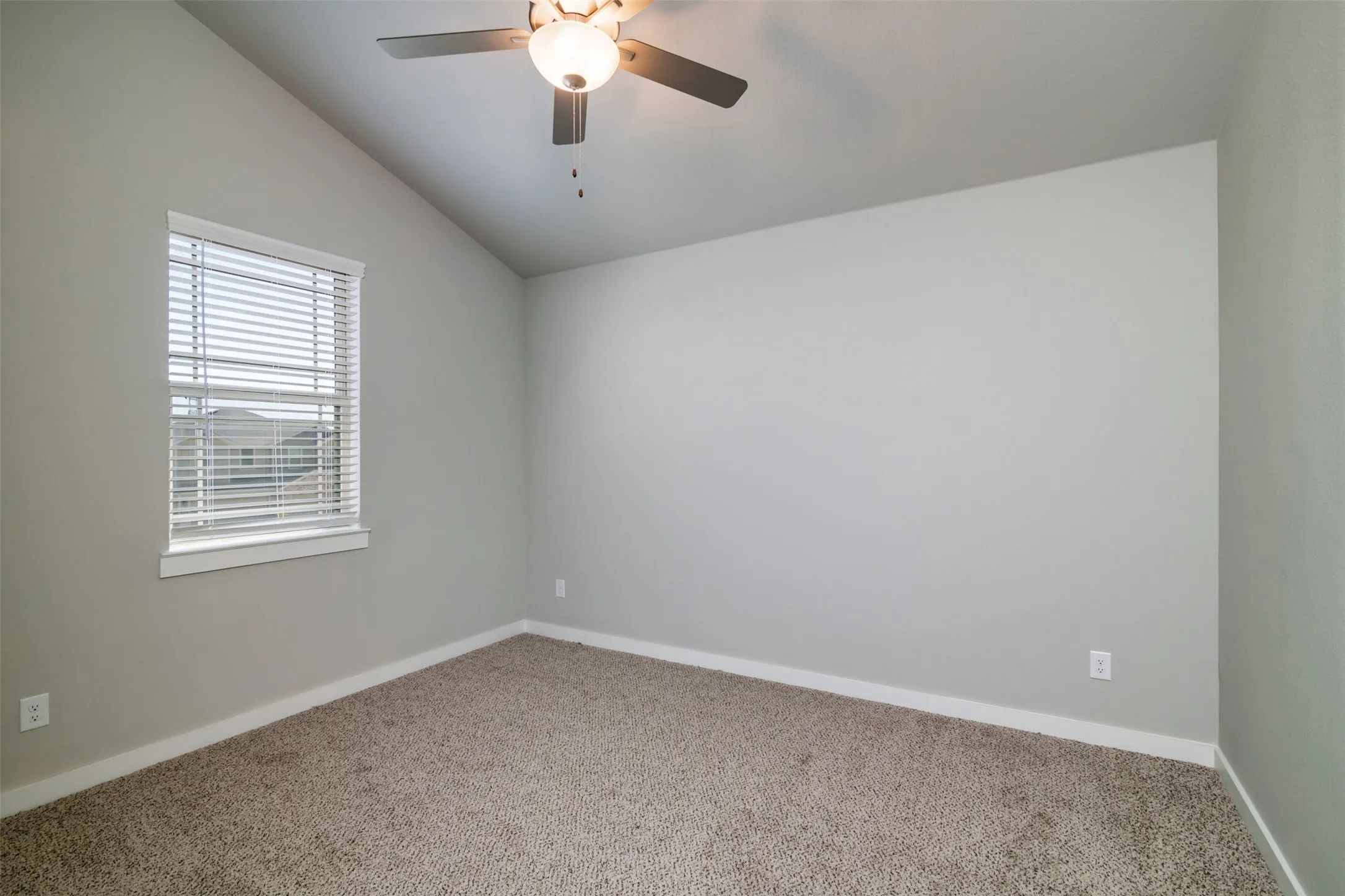 Apartment For Rent in Ellis County , 727 Harvest Moon Drive, Venus, Texas 76084, 2 Bedroom, 2 Bathroom, 1 Garage spaces, 1,134 Sqft, built in 2022, mls#21369357, Real Estate Agent in Venus, Homes For Rent in Ellis county, Homes For Rent in Venus, Realtor in Venus Texas, Real Estate Brokerage Independent Realty Texas, Luminita Cordes Realtor