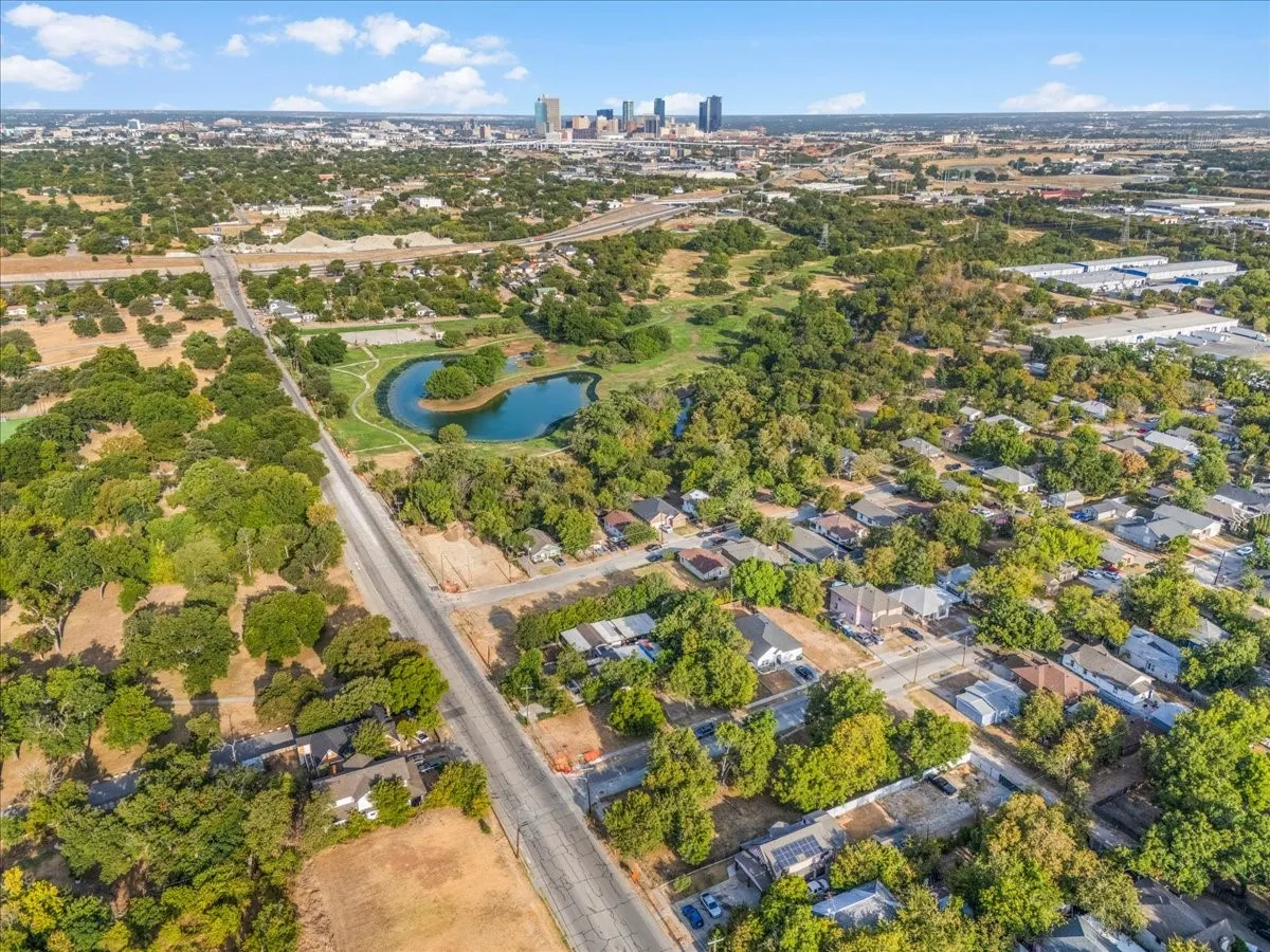 Unimproved Land For Sale in Tarrant County , 2501 E Vickery Boulevard, Fort Worth, Texas 76105, 0, 0, Garage spaces, 0 Sqft, built in 0, mls#21369327, Real Estate Agent in Fort Worth, Homes For Sale in Tarrant county, Homes For Sale in Fort Worth, Realtor in Fort Worth Texas, Real Estate Brokerage Independent Realty Texas, Luminita Cordes Realtor