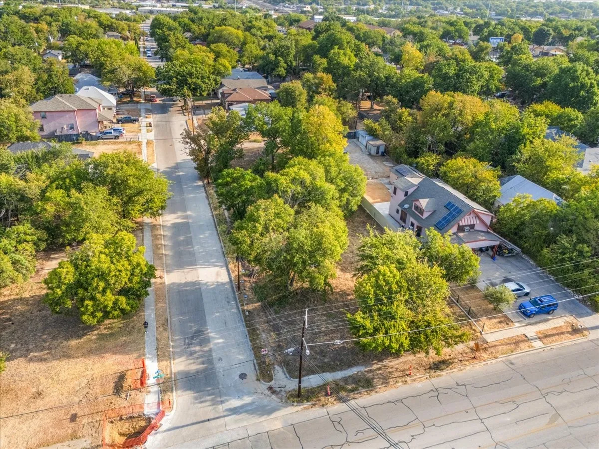 Unimproved Land For Sale in Tarrant County , 2501 E Vickery Boulevard, Fort Worth, Texas 76105, 0, 0, Garage spaces, 0 Sqft, built in 0, mls#21369327, Real Estate Agent in Fort Worth, Homes For Sale in Tarrant county, Homes For Sale in Fort Worth, Realtor in Fort Worth Texas, Real Estate Brokerage Independent Realty Texas, Luminita Cordes Realtor