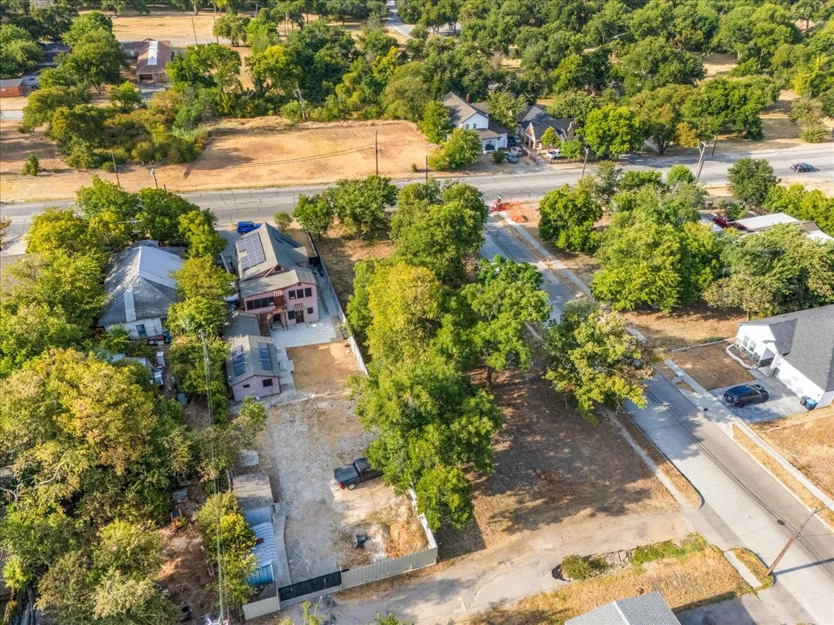 Unimproved Land For Sale in Tarrant County , 2501 E Vickery Boulevard, Fort Worth, Texas 76105, 0, 0, Garage spaces, 0 Sqft, built in 0, mls#21369327, Real Estate Agent in Fort Worth, Homes For Sale in Tarrant county, Homes For Sale in Fort Worth, Realtor in Fort Worth Texas, Real Estate Brokerage Independent Realty Texas, Luminita Cordes Realtor