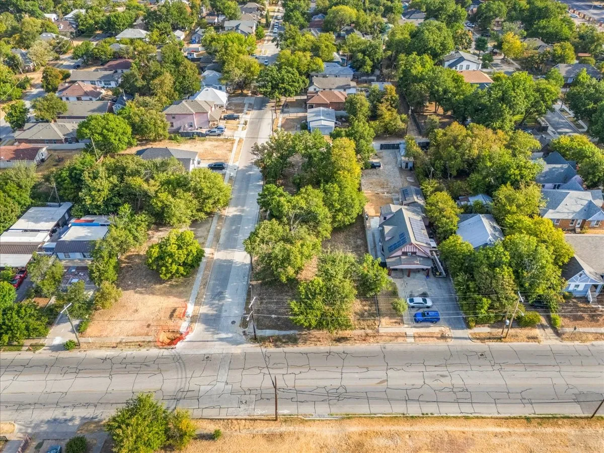 Unimproved Land For Sale in Tarrant County , 2501 E Vickery Boulevard, Fort Worth, Texas 76105, 0, 0, Garage spaces, 0 Sqft, built in 0, mls#21369327, Real Estate Agent in Fort Worth, Homes For Sale in Tarrant county, Homes For Sale in Fort Worth, Realtor in Fort Worth Texas, Real Estate Brokerage Independent Realty Texas, Luminita Cordes Realtor
