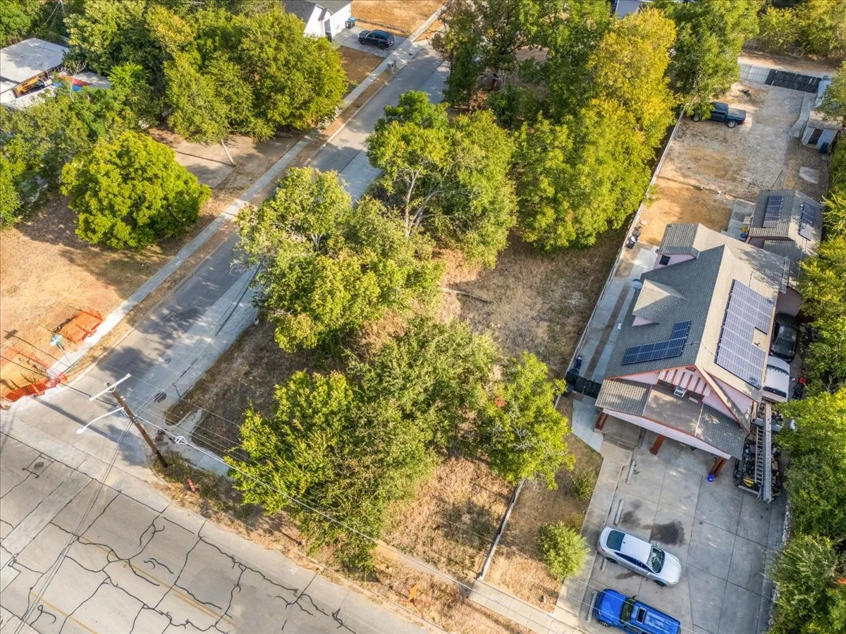 Unimproved Land For Sale in Tarrant County , 2501 E Vickery Boulevard, Fort Worth, Texas 76105, 0, 0, Garage spaces, 0 Sqft, built in 0, mls#21369327, Real Estate Agent in Fort Worth, Homes For Sale in Tarrant county, Homes For Sale in Fort Worth, Realtor in Fort Worth Texas, Real Estate Brokerage Independent Realty Texas, Luminita Cordes Realtor
