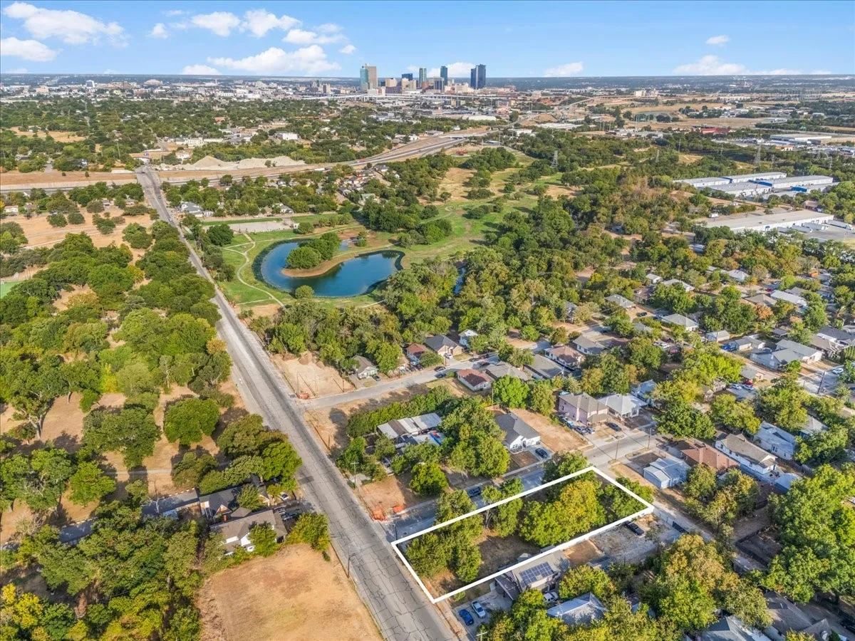 Unimproved Land For Sale in Tarrant County , 2501 E Vickery Boulevard, Fort Worth, Texas 76105, 0, 0, Garage spaces, 0 Sqft, built in 0, mls#21369327, Real Estate Agent in Fort Worth, Homes For Sale in Tarrant county, Homes For Sale in Fort Worth, Realtor in Fort Worth Texas, Real Estate Brokerage Independent Realty Texas, Luminita Cordes Realtor