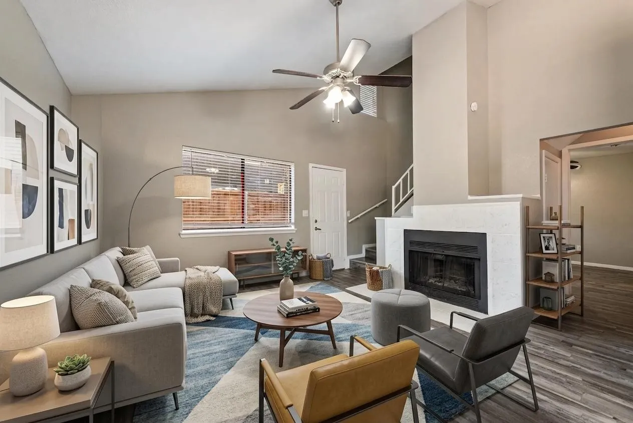 Condominium For Sale in Tarrant County , 1122 Millview Drive 602, Arlington, Texas 76012, 2 Bedroom, 2 Bathroom, Garage spaces, 1,000 Sqft, built in 1984, mls#21366223, Real Estate Agent in Arlington, Homes For Sale in Tarrant county, Homes For Sale in Arlington, Realtor in Arlington Texas, Real Estate Brokerage Independent Realty Texas, Luminita Cordes Realtor
