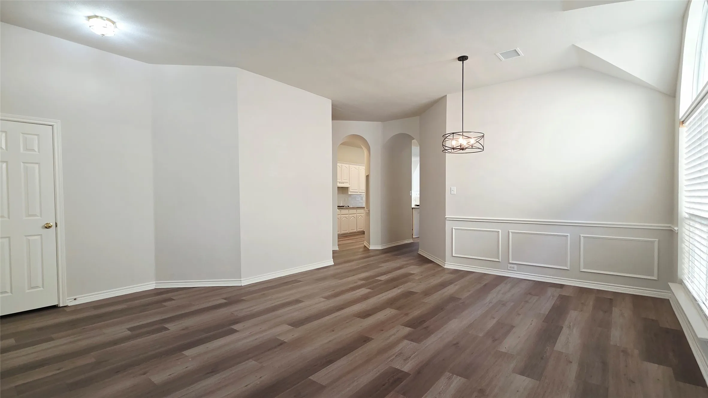 Single Family Residence For Rent in Collin County , 3305 Woodbluff Lane, Mc Kinney, Texas 75071, 3 Bedroom, 2 Bathroom, 2 Garage spaces, 1,834 Sqft, built in 1999, mls#21369351, Real Estate Agent in Mc Kinney, Homes For Rent in Collin county, Homes For Rent in Mc Kinney, Realtor in Mc Kinney Texas, Real Estate Brokerage Independent Realty Texas, Luminita Cordes Realtor