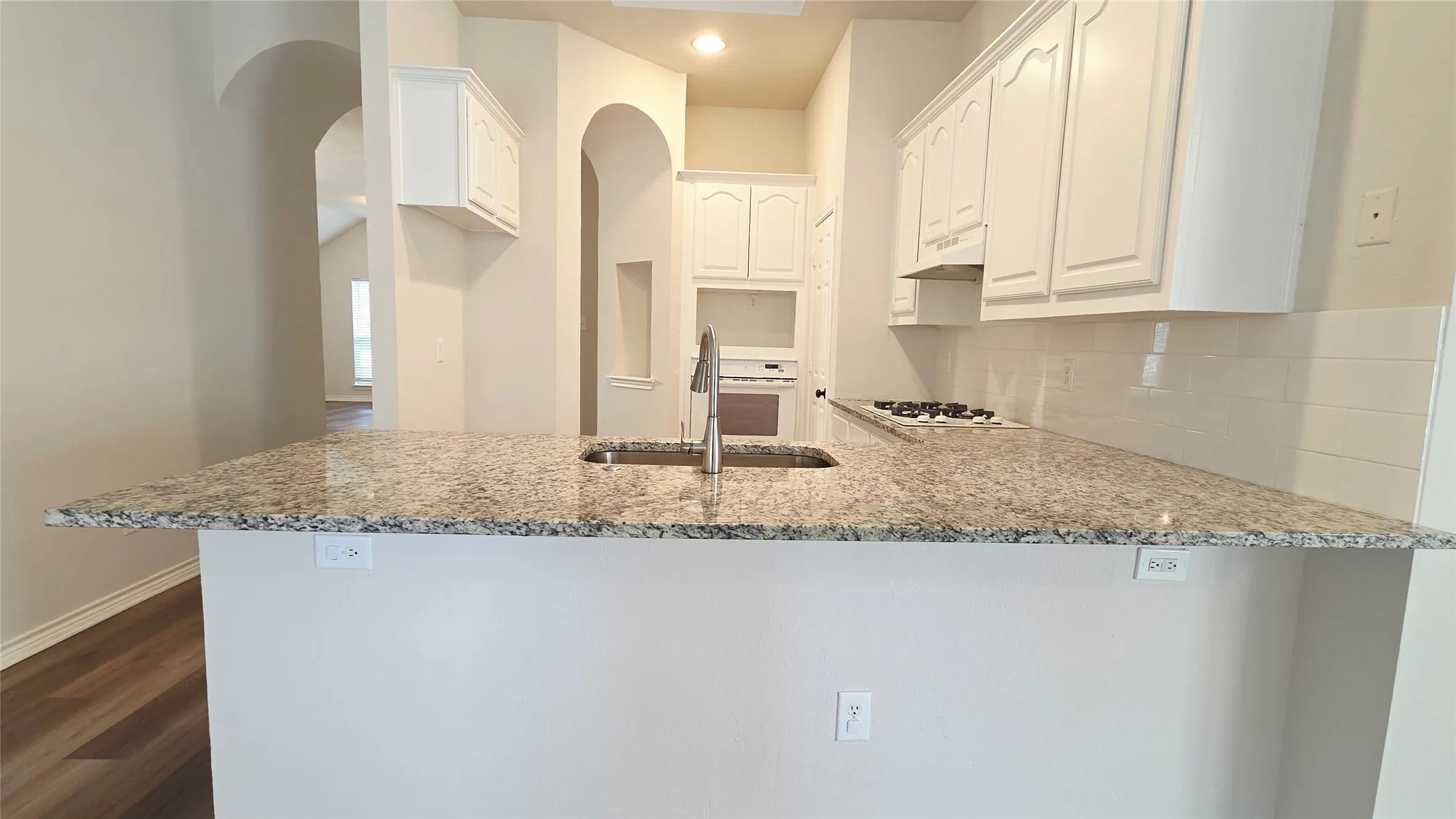 Single Family Residence For Rent in Collin County , 3305 Woodbluff Lane, Mc Kinney, Texas 75071, 3 Bedroom, 2 Bathroom, 2 Garage spaces, 1,834 Sqft, built in 1999, mls#21369351, Real Estate Agent in Mc Kinney, Homes For Rent in Collin county, Homes For Rent in Mc Kinney, Realtor in Mc Kinney Texas, Real Estate Brokerage Independent Realty Texas, Luminita Cordes Realtor