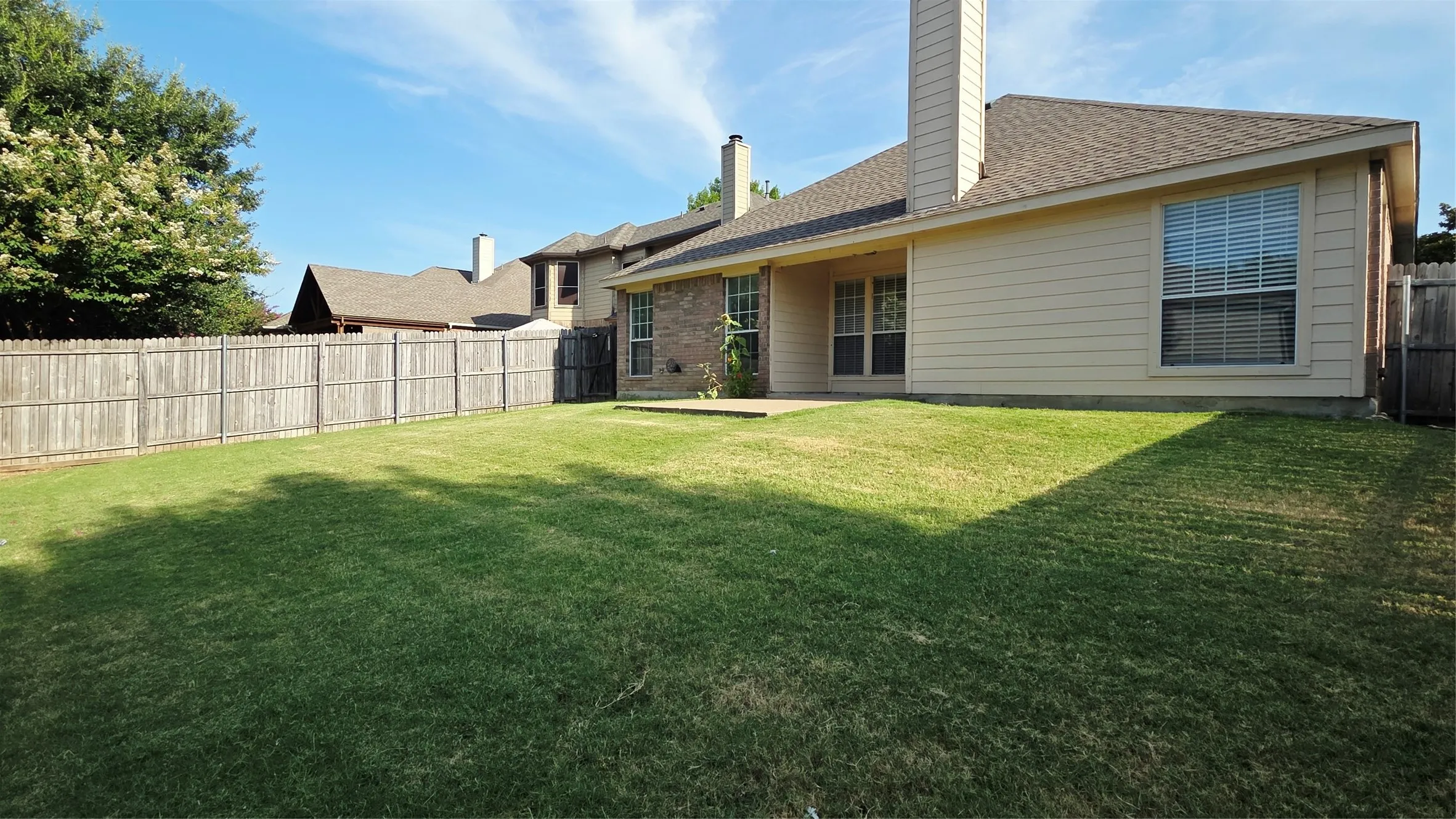 Single Family Residence For Rent in Collin County , 3305 Woodbluff Lane, Mc Kinney, Texas 75071, 3 Bedroom, 2 Bathroom, 2 Garage spaces, 1,834 Sqft, built in 1999, mls#21369351, Real Estate Agent in Mc Kinney, Homes For Rent in Collin county, Homes For Rent in Mc Kinney, Realtor in Mc Kinney Texas, Real Estate Brokerage Independent Realty Texas, Luminita Cordes Realtor