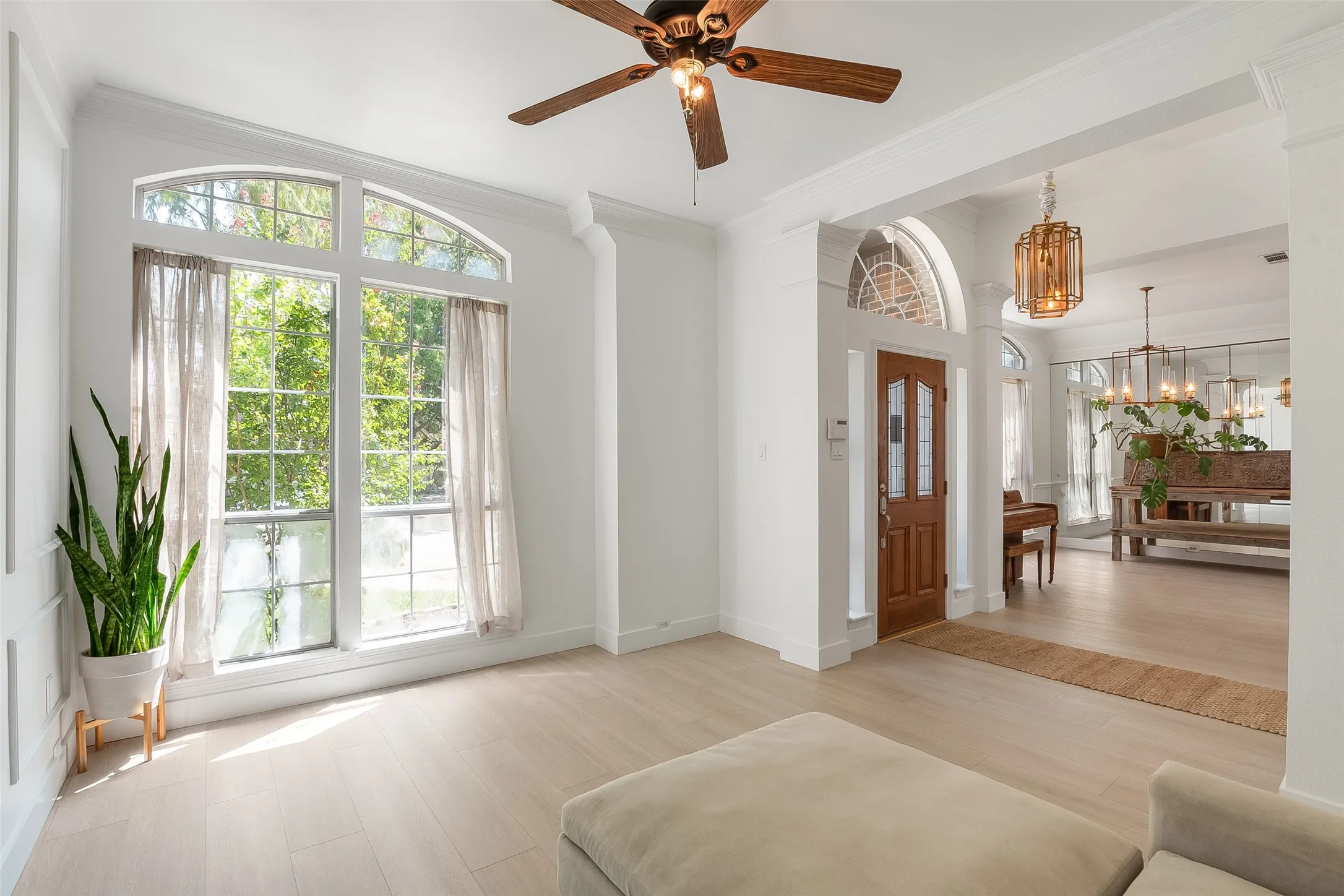 Single Family Residence For Sale in Dallas County , 144 Hearthwood Drive, Coppell, Texas 75019, 3 Bedroom, 2 Bathroom, 2 Garage spaces, 2,426 Sqft, built in 1993, mls#21368649, Real Estate Agent in Coppell, Homes For Sale in Dallas county, Homes For Sale in Coppell, Realtor in Coppell Texas, Real Estate Brokerage Independent Realty Texas, Luminita Cordes Realtor
