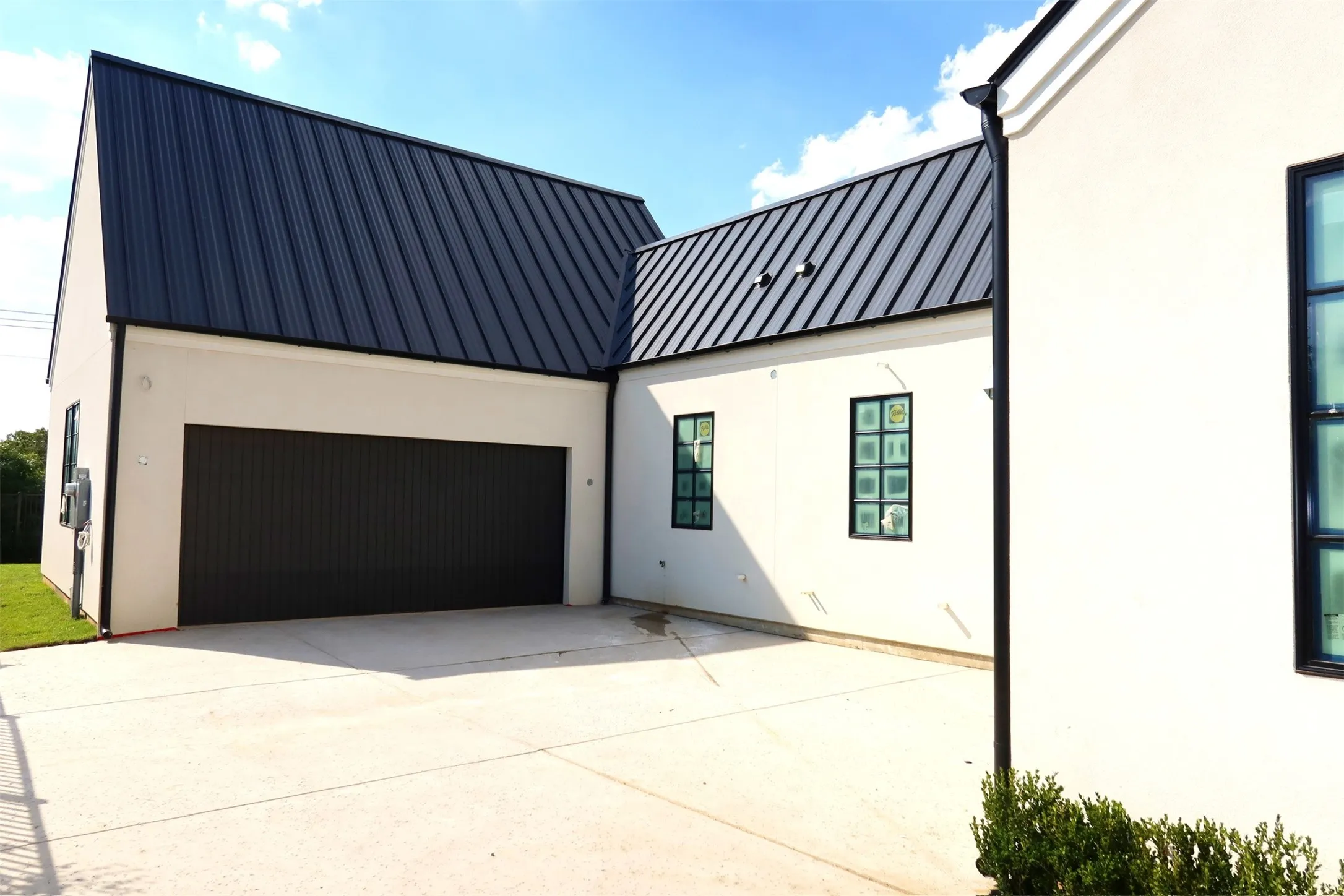 Single Family Residence For Sale in Tarrant County , 1709 Oakbrook Drive, Keller, Texas 76262, 4 Bedroom, 6 Bathroom, 3 Garage spaces, 5,325 Sqft, built in 2026, mls#21369377, Real Estate Agent in Keller, Homes For Sale in Tarrant county, Homes For Sale in Keller, Realtor in Keller Texas, Real Estate Brokerage Independent Realty Texas, Luminita Cordes Realtor