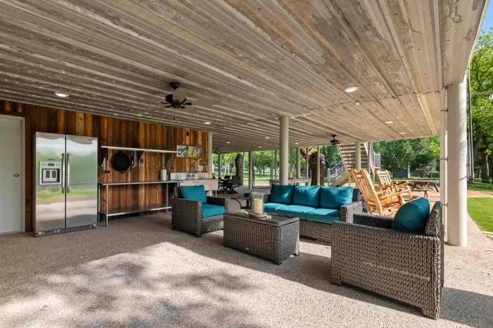 Single Family Residence For Sale in Parker County , 421 N Lazy Bend Road, Millsap, Texas 76066, 3 Bedroom, 3 Bathroom, Garage spaces, 1,620 Sqft, built in 1999, mls#21368017, Real Estate Agent in Millsap, Homes For Sale in Parker county, Homes For Sale in Millsap, Realtor in Millsap Texas, Real Estate Brokerage Independent Realty Texas, Luminita Cordes Realtor