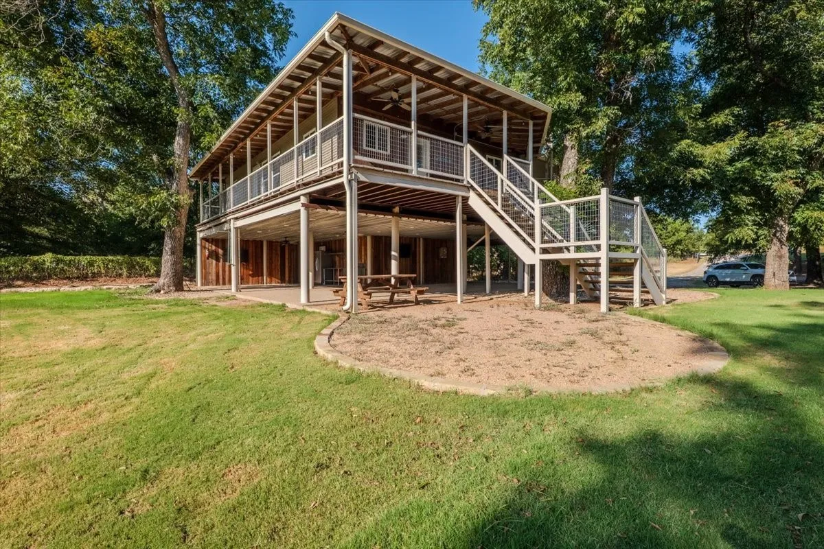 Corner exterior view of the home
