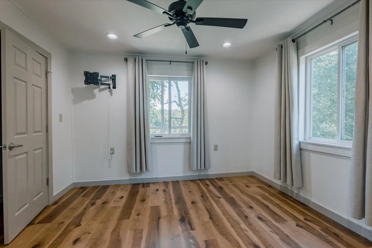 Additional secondary bedroom view
