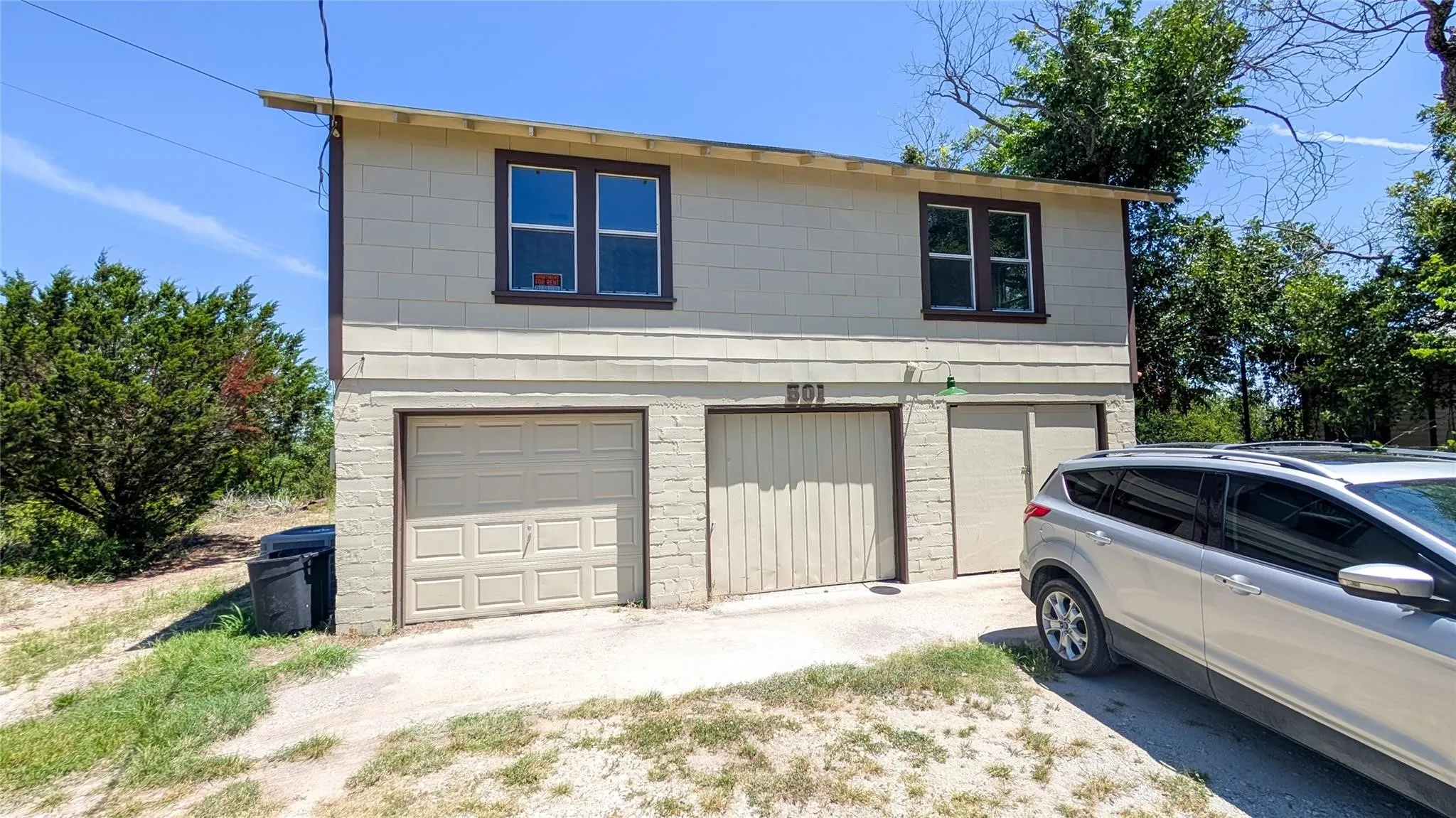 Apartment For Rent in Parker County , 501 E Sixth Street, Weatherford, Texas 76086, 2 Bedroom, 1 Bathroom, Garage spaces, 900 Sqft, built in 1970, mls#21369389, Real Estate Agent in Weatherford, Homes For Rent in Parker county, Homes For Rent in Weatherford, Realtor in Weatherford Texas, Real Estate Brokerage Independent Realty Texas, Luminita Cordes Realtor