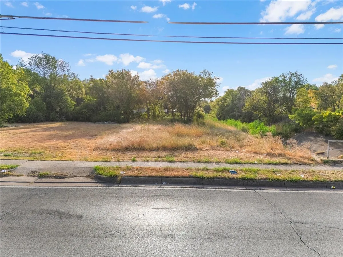 Unimproved Land For Sale in Tarrant County , 3725 Stalcup Road, Fort Worth, Texas 76119, 0, 0, Garage spaces, 0 Sqft, built in 0, mls#21369381, Real Estate Agent in Fort Worth, Homes For Sale in Tarrant county, Homes For Sale in Fort Worth, Realtor in Fort Worth Texas, Real Estate Brokerage Independent Realty Texas, Luminita Cordes Realtor