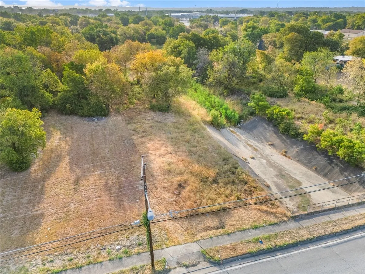 Unimproved Land For Sale in Tarrant County , 3725 Stalcup Road, Fort Worth, Texas 76119, 0, 0, Garage spaces, 0 Sqft, built in 0, mls#21369381, Real Estate Agent in Fort Worth, Homes For Sale in Tarrant county, Homes For Sale in Fort Worth, Realtor in Fort Worth Texas, Real Estate Brokerage Independent Realty Texas, Luminita Cordes Realtor
