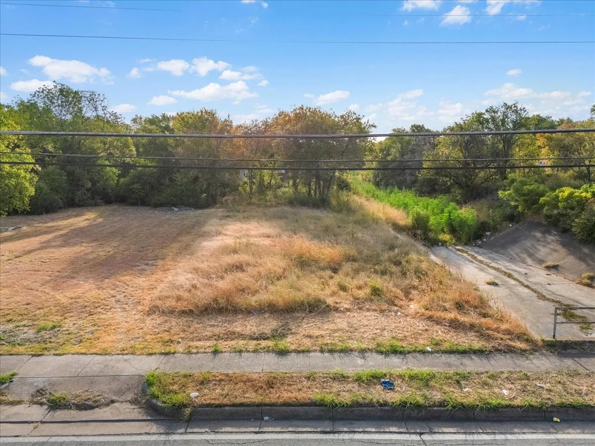 Unimproved Land For Sale in Tarrant County , 3725 Stalcup Road, Fort Worth, Texas 76119, 0, 0, Garage spaces, 0 Sqft, built in 0, mls#21369381, Real Estate Agent in Fort Worth, Homes For Sale in Tarrant county, Homes For Sale in Fort Worth, Realtor in Fort Worth Texas, Real Estate Brokerage Independent Realty Texas, Luminita Cordes Realtor