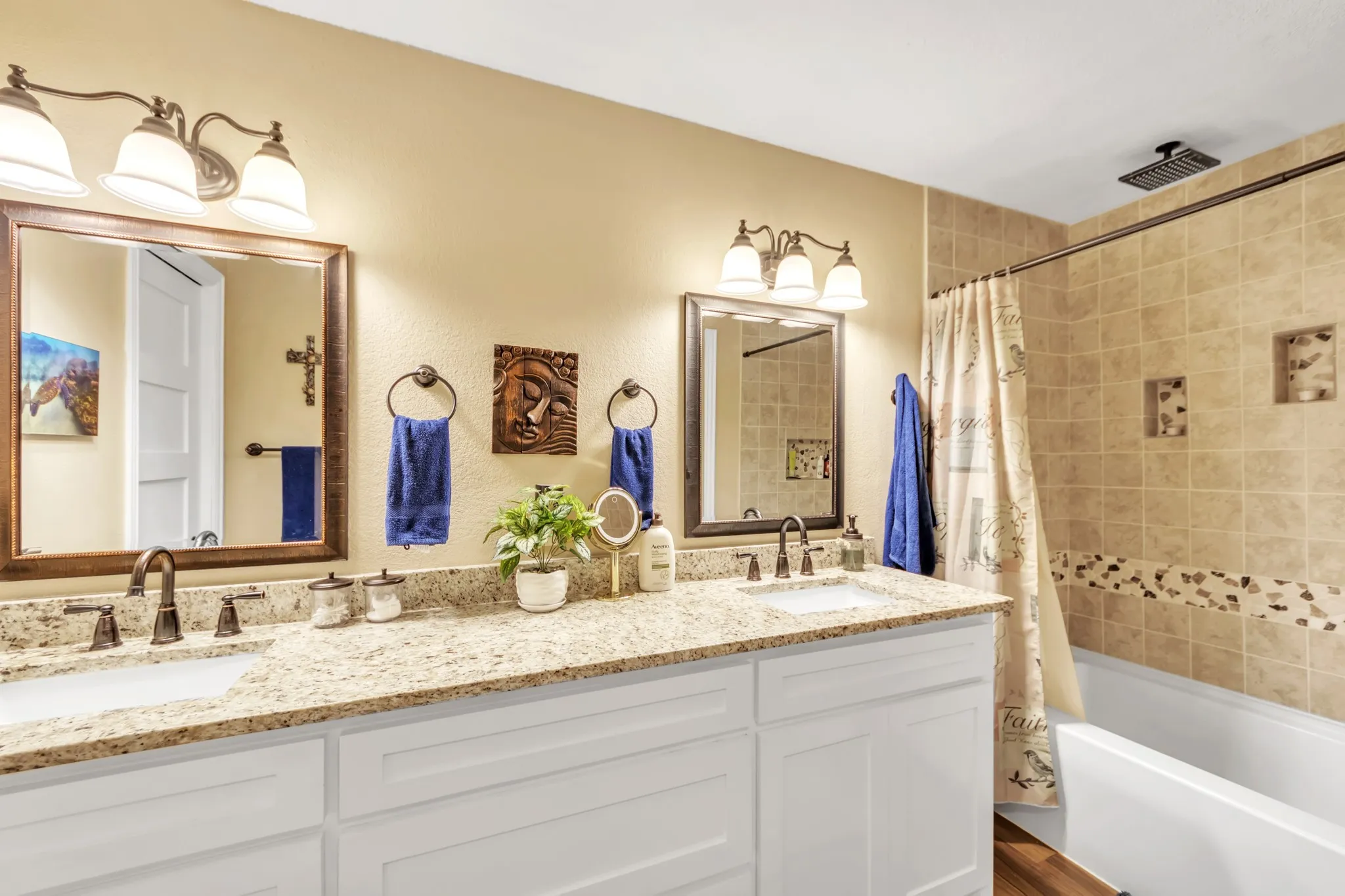 Condominium For Sale in Dallas County , 11655 Audelia Road 601, Dallas, Texas 75243, 2 Bedroom, 2 Bathroom, Garage spaces, 999 Sqft, built in 1982, mls#21367482, Real Estate Agent in Dallas, Homes For Sale in Dallas county, Homes For Sale in Dallas, Realtor in Dallas Texas, Real Estate Brokerage Independent Realty Texas, Luminita Cordes Realtor