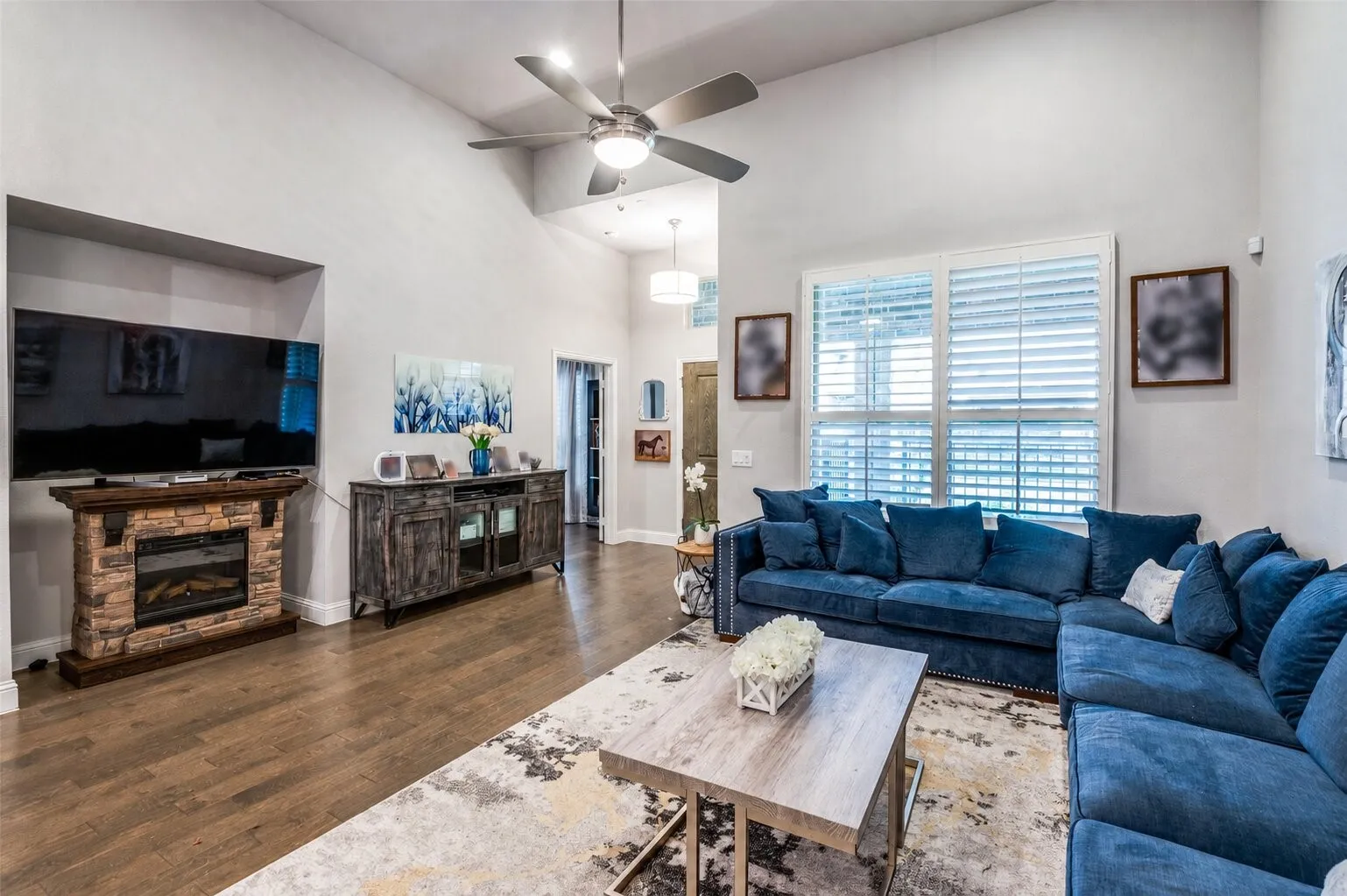 Single Family Residence For Sale in Denton County , 1130 Foxglove Lane, Prosper, Texas 75078, 2 Bedroom, 2 Bathroom, 2 Garage spaces, 1,301 Sqft, built in 2019, mls#21369414, Real Estate Agent in Prosper, Homes For Sale in Denton county, Homes For Sale in Prosper, Realtor in Prosper Texas, Real Estate Brokerage Independent Realty Texas, Luminita Cordes Realtor