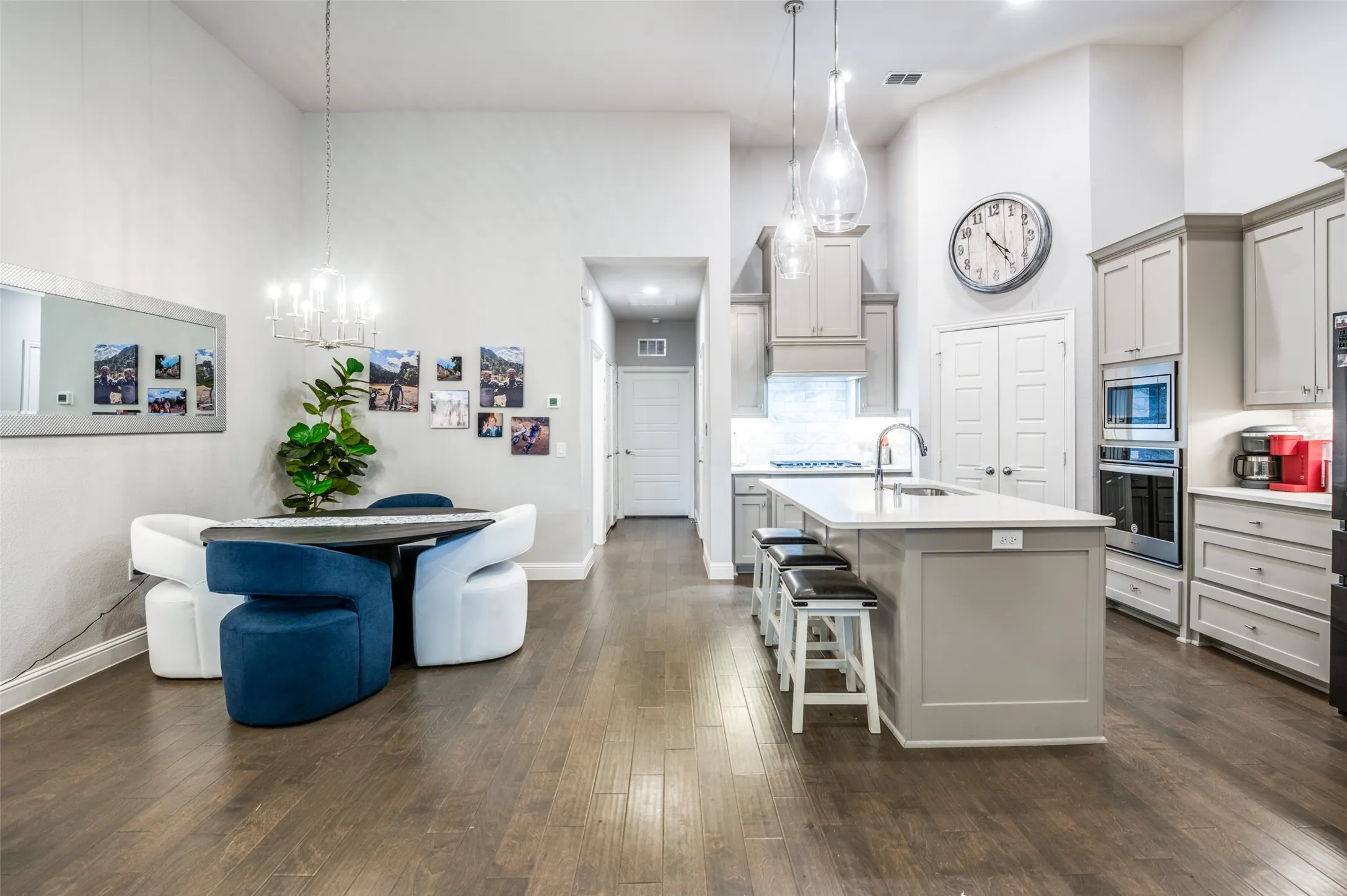 Single Family Residence For Sale in Denton County , 1130 Foxglove Lane, Prosper, Texas 75078, 2 Bedroom, 2 Bathroom, 2 Garage spaces, 1,301 Sqft, built in 2019, mls#21369414, Real Estate Agent in Prosper, Homes For Sale in Denton county, Homes For Sale in Prosper, Realtor in Prosper Texas, Real Estate Brokerage Independent Realty Texas, Luminita Cordes Realtor
