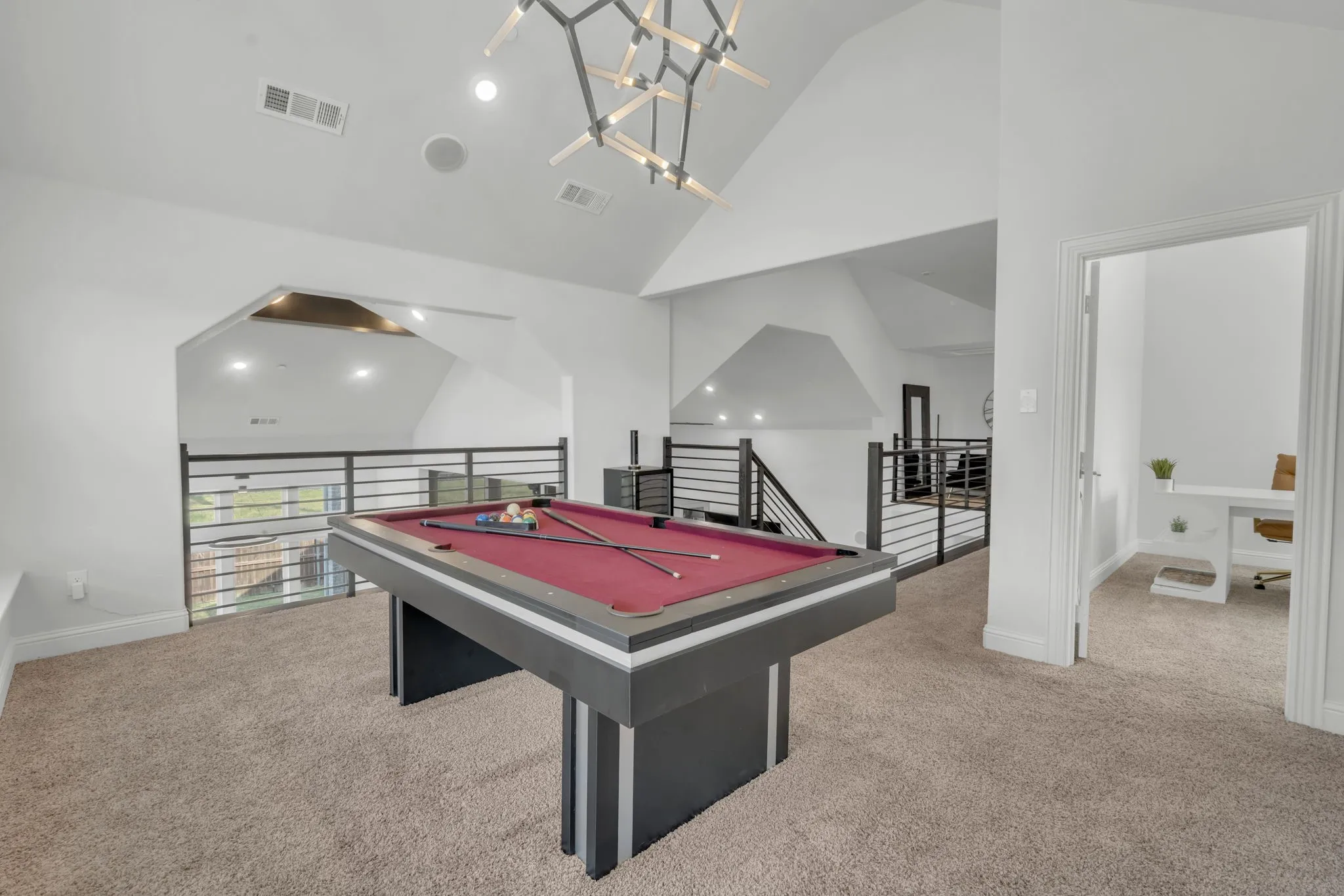 Single Family Residence For Sale in Tarrant County , 7548 Ridge Lane, Grand Prairie, Texas 75054, 5 Bedroom, 5 Bathroom, 2 Garage spaces, 3,786 Sqft, built in 2022, mls#21369415, Real Estate Agent in Grand Prairie, Homes For Sale in Tarrant county, Homes For Sale in Grand Prairie, Realtor in Grand Prairie Texas, Real Estate Brokerage Independent Realty Texas, Luminita Cordes Realtor