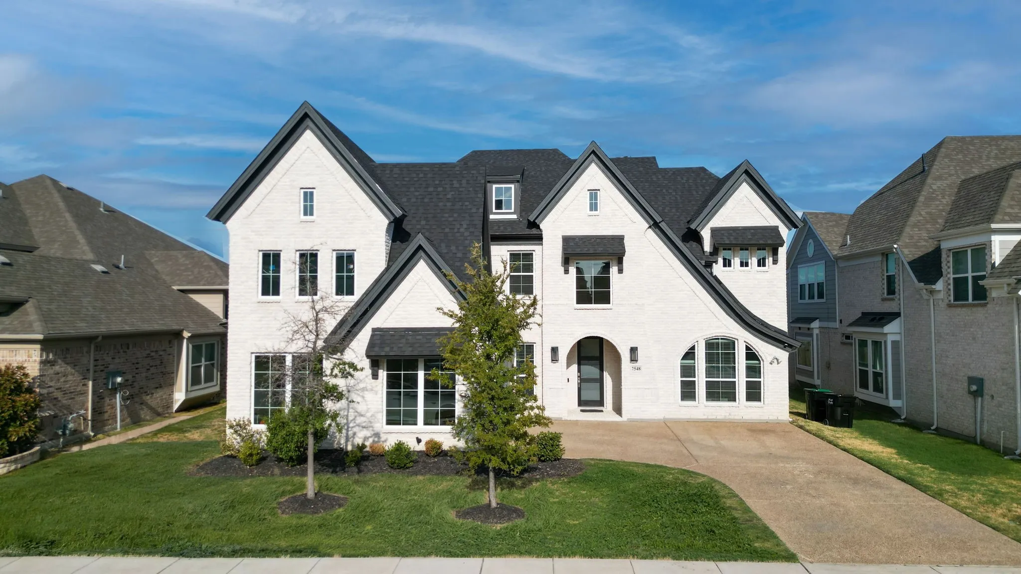 Single Family Residence For Sale in Tarrant County , 7548 Ridge Lane, Grand Prairie, Texas 75054, 5 Bedroom, 5 Bathroom, 2 Garage spaces, 3,786 Sqft, built in 2022, mls#21369415, Real Estate Agent in Grand Prairie, Homes For Sale in Tarrant county, Homes For Sale in Grand Prairie, Realtor in Grand Prairie Texas, Real Estate Brokerage Independent Realty Texas, Luminita Cordes Realtor