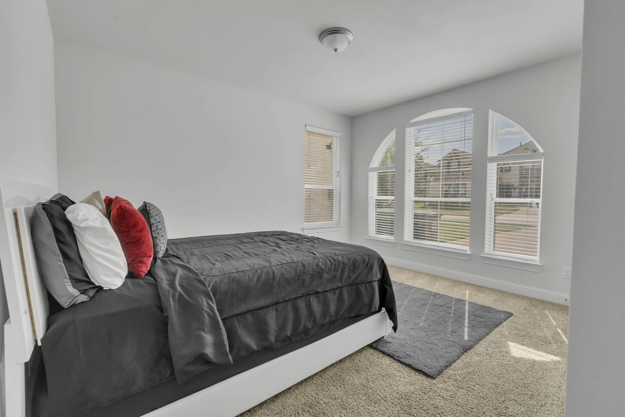 Single Family Residence For Sale in Tarrant County , 7548 Ridge Lane, Grand Prairie, Texas 75054, 5 Bedroom, 5 Bathroom, 2 Garage spaces, 3,786 Sqft, built in 2022, mls#21369415, Real Estate Agent in Grand Prairie, Homes For Sale in Tarrant county, Homes For Sale in Grand Prairie, Realtor in Grand Prairie Texas, Real Estate Brokerage Independent Realty Texas, Luminita Cordes Realtor