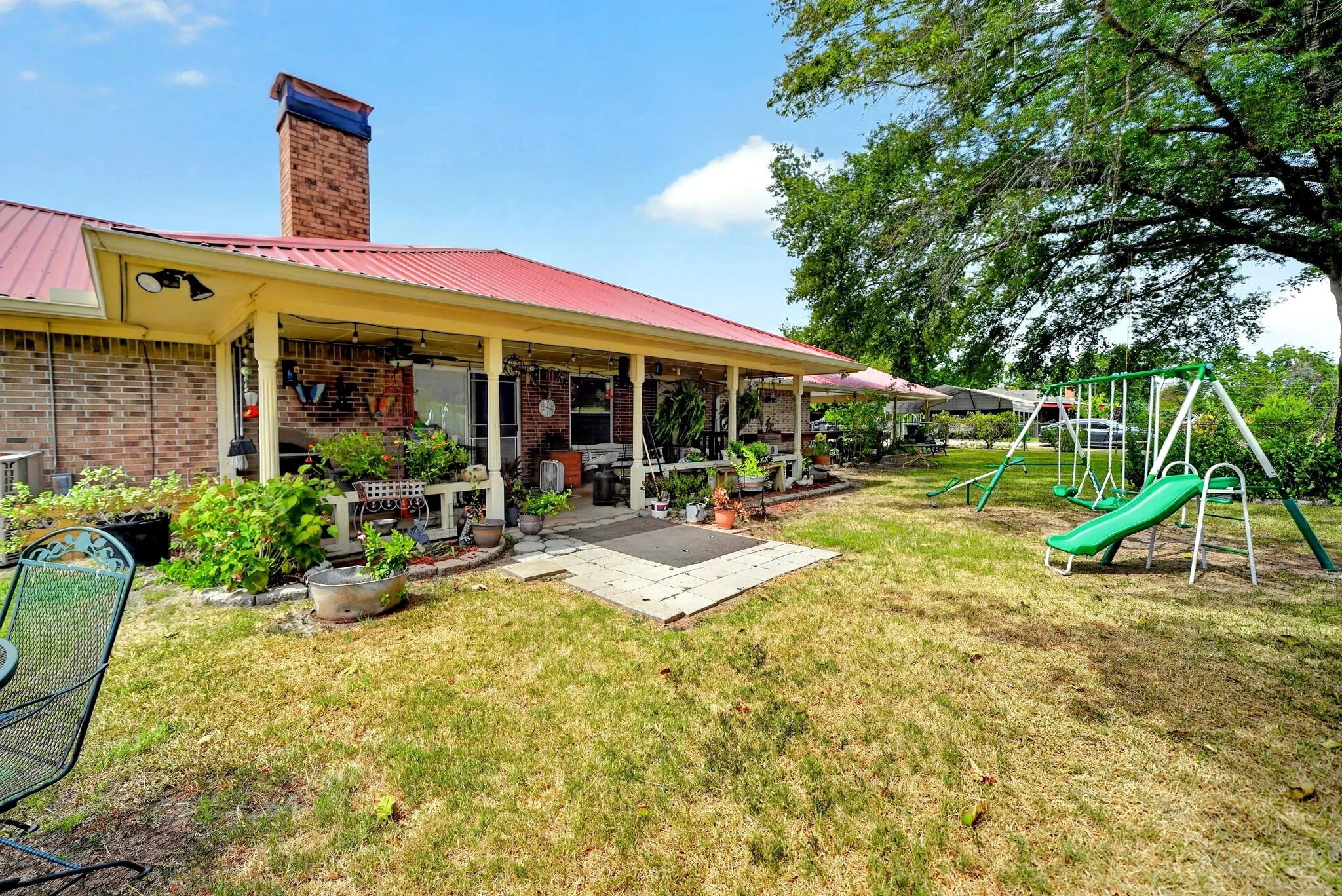 Single Family Residence For Sale in Kaufman County , 1022 Robin Road, Oak Ridge, Texas 75161, 4 Bedroom, 2 Bathroom, Garage spaces, 2,030 Sqft, built in 1974, mls#21367749, Real Estate Agent in Oak Ridge, Homes For Sale in Kaufman county, Homes For Sale in Oak Ridge, Realtor in Oak Ridge Texas, Real Estate Brokerage Independent Realty Texas, Luminita Cordes Realtor