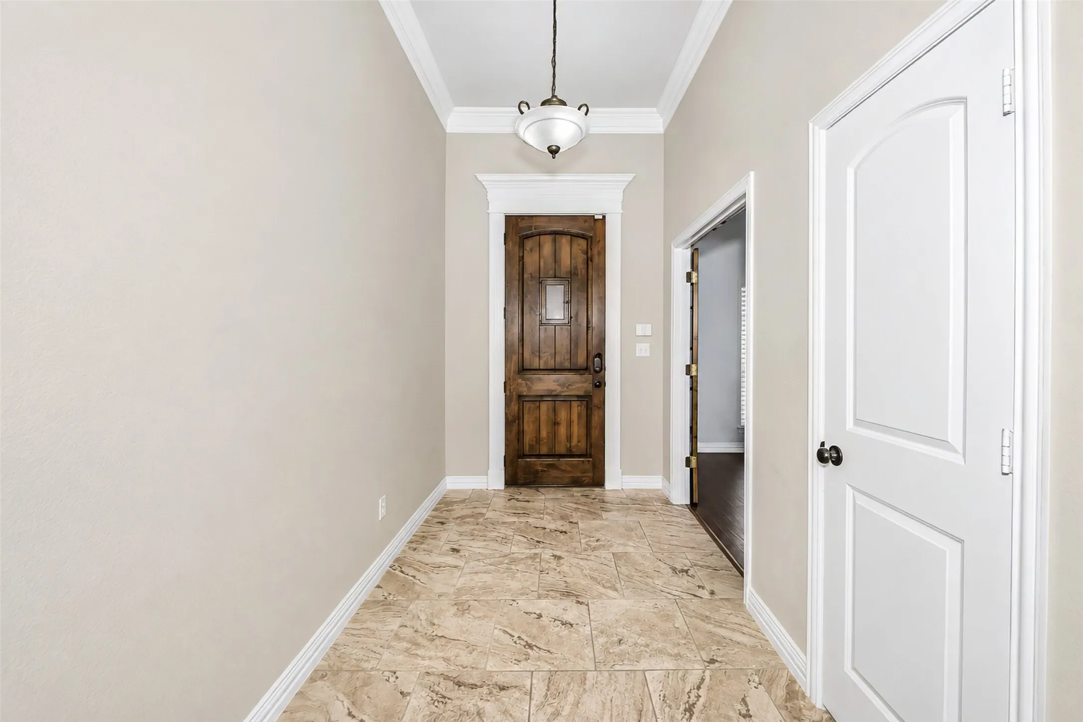 Single Family Residence For Sale in Parker County , 173 Whitetail Drive, Willow Park, Texas 76008, 4 Bedroom, 2 Bathroom, 2 Garage spaces, 2,053 Sqft, built in 2014, mls#21357682, Real Estate Agent in Willow Park, Homes For Sale in Parker county, Homes For Sale in Willow Park, Realtor in Willow Park Texas, Real Estate Brokerage Independent Realty Texas, Luminita Cordes Realtor