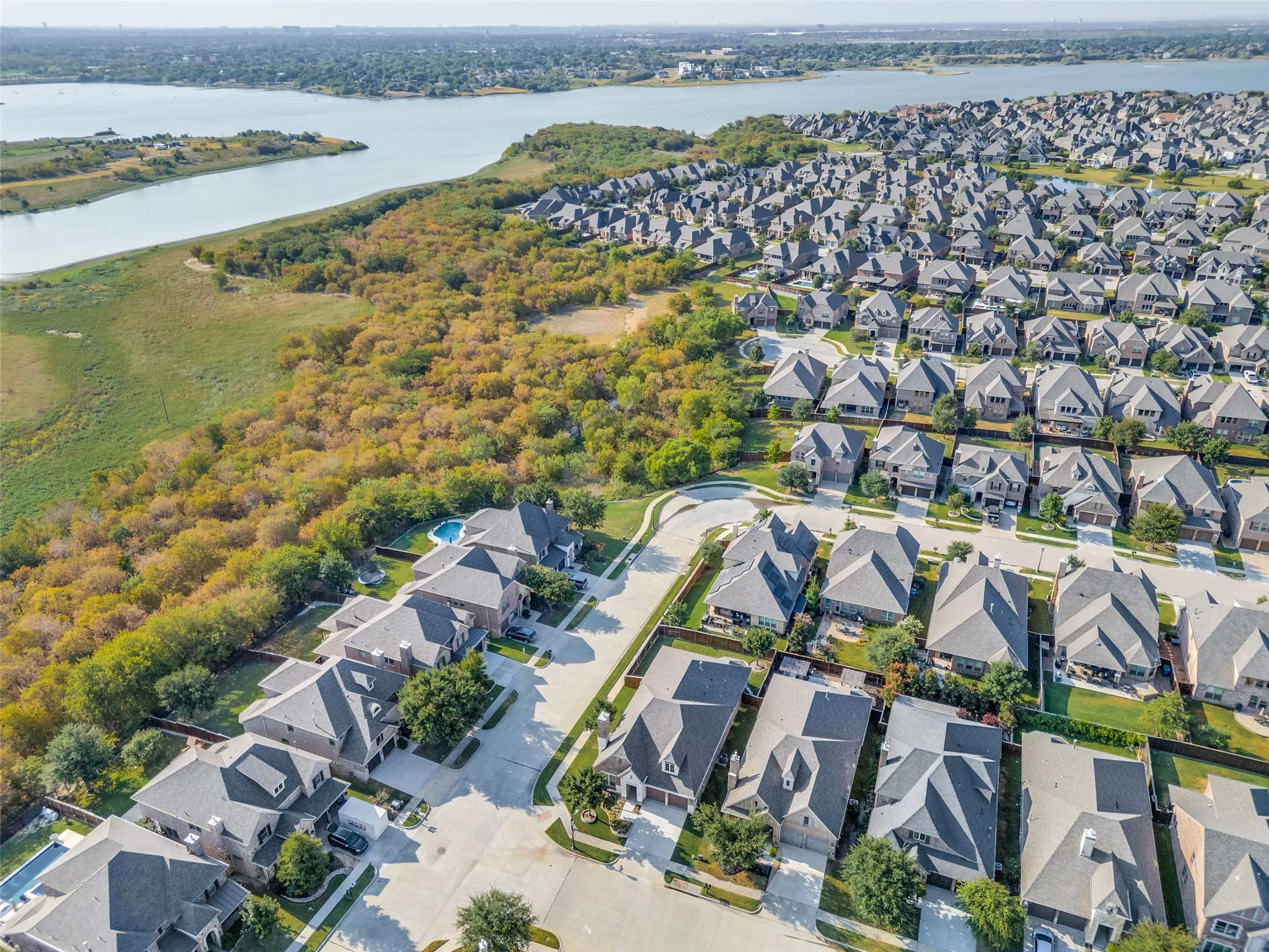 Single Family Residence For Sale in Denton County , 3732 Bristol, The Colony, Texas 75056, 3 Bedroom, 2 Bathroom, 3 Garage spaces, 2,339 Sqft, built in 2017, mls#21368013, Real Estate Agent in The Colony, Homes For Sale in Denton county, Homes For Sale in The Colony, Realtor in The Colony Texas, Real Estate Brokerage Independent Realty Texas, Luminita Cordes Realtor