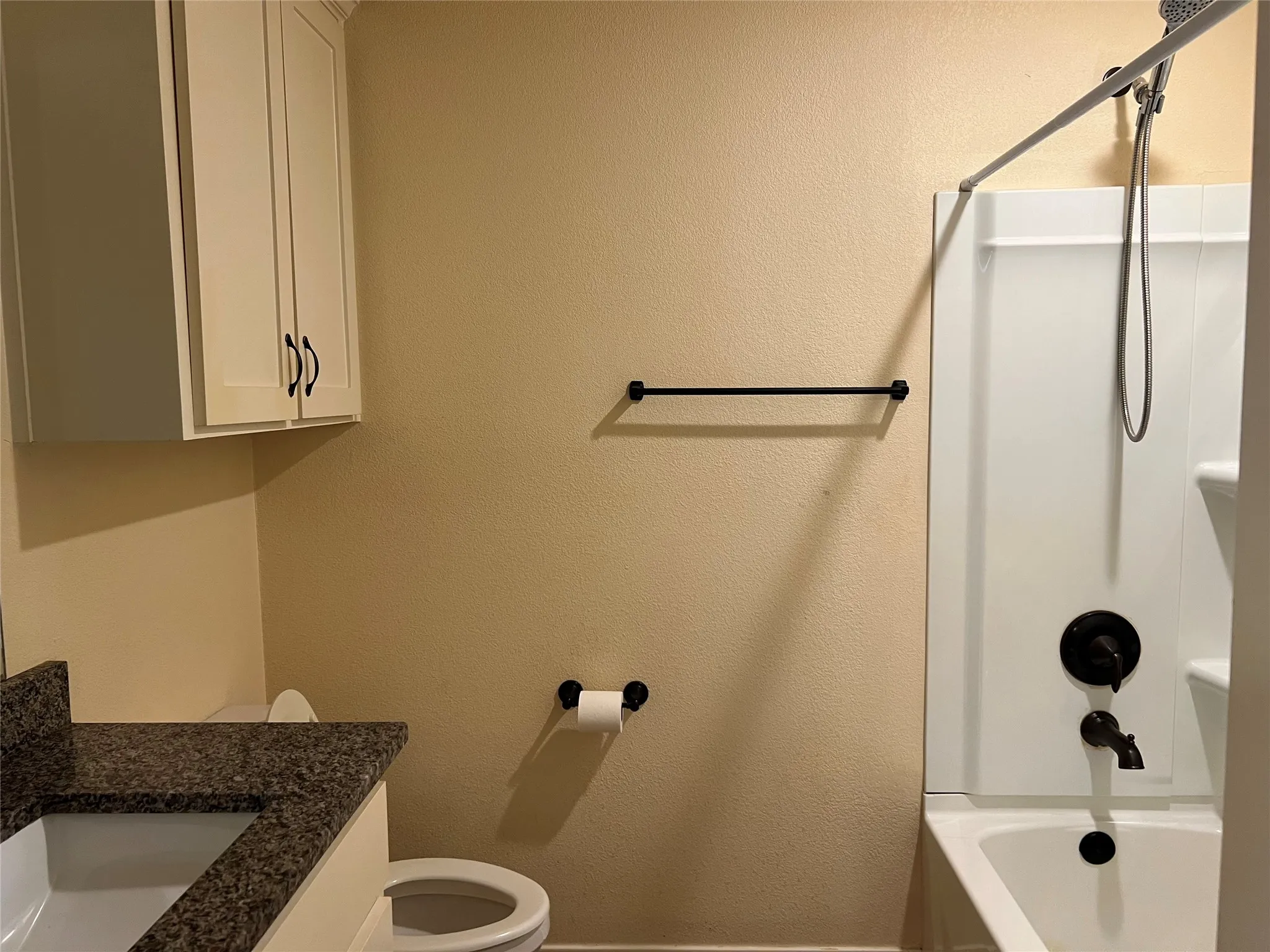 Single Family Residence For Sale in Hill County , 157 Hcr 2119, Whitney, Texas 76692, 3 Bedroom, 2 Bathroom, 2 Garage spaces, 1,436 Sqft, built in 2021, mls#21369427, Real Estate Agent in Whitney, Homes For Sale in Hill county, Homes For Sale in Whitney, Realtor in Whitney Texas, Real Estate Brokerage Independent Realty Texas, Luminita Cordes Realtor