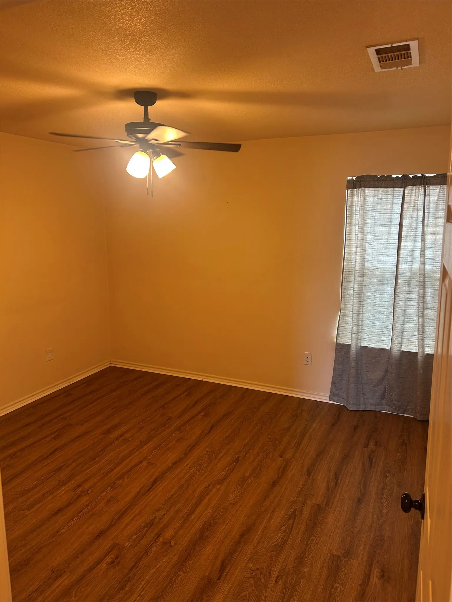 Single Family Residence For Sale in Hill County , 157 Hcr 2119, Whitney, Texas 76692, 3 Bedroom, 2 Bathroom, 2 Garage spaces, 1,436 Sqft, built in 2021, mls#21369427, Real Estate Agent in Whitney, Homes For Sale in Hill county, Homes For Sale in Whitney, Realtor in Whitney Texas, Real Estate Brokerage Independent Realty Texas, Luminita Cordes Realtor