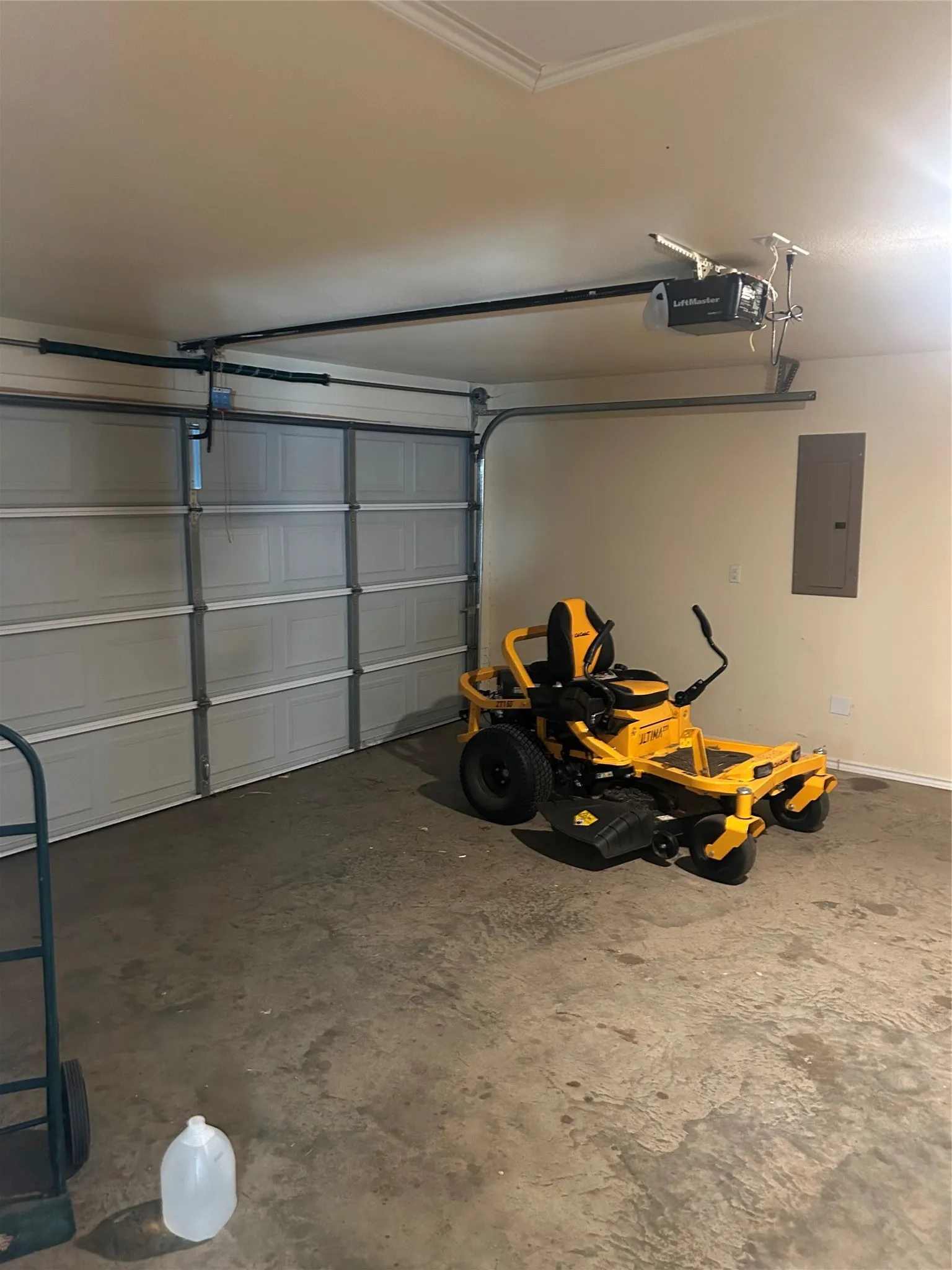 Single Family Residence For Sale in Hill County , 157 Hcr 2119, Whitney, Texas 76692, 3 Bedroom, 2 Bathroom, 2 Garage spaces, 1,436 Sqft, built in 2021, mls#21369427, Real Estate Agent in Whitney, Homes For Sale in Hill county, Homes For Sale in Whitney, Realtor in Whitney Texas, Real Estate Brokerage Independent Realty Texas, Luminita Cordes Realtor