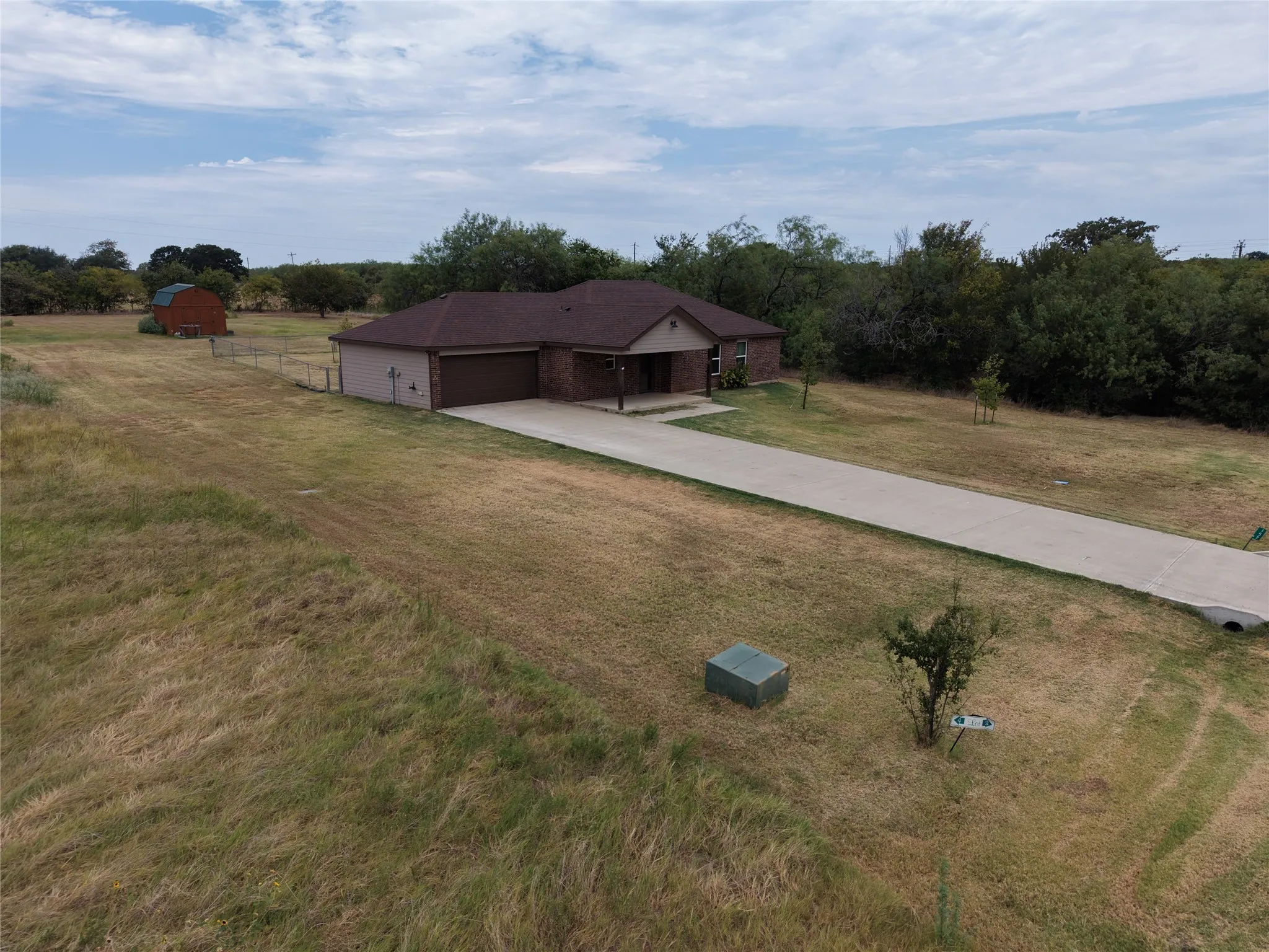 Single Family Residence For Sale in Hill County , 157 Hcr 2119, Whitney, Texas 76692, 3 Bedroom, 2 Bathroom, 2 Garage spaces, 1,436 Sqft, built in 2021, mls#21369427, Real Estate Agent in Whitney, Homes For Sale in Hill county, Homes For Sale in Whitney, Realtor in Whitney Texas, Real Estate Brokerage Independent Realty Texas, Luminita Cordes Realtor