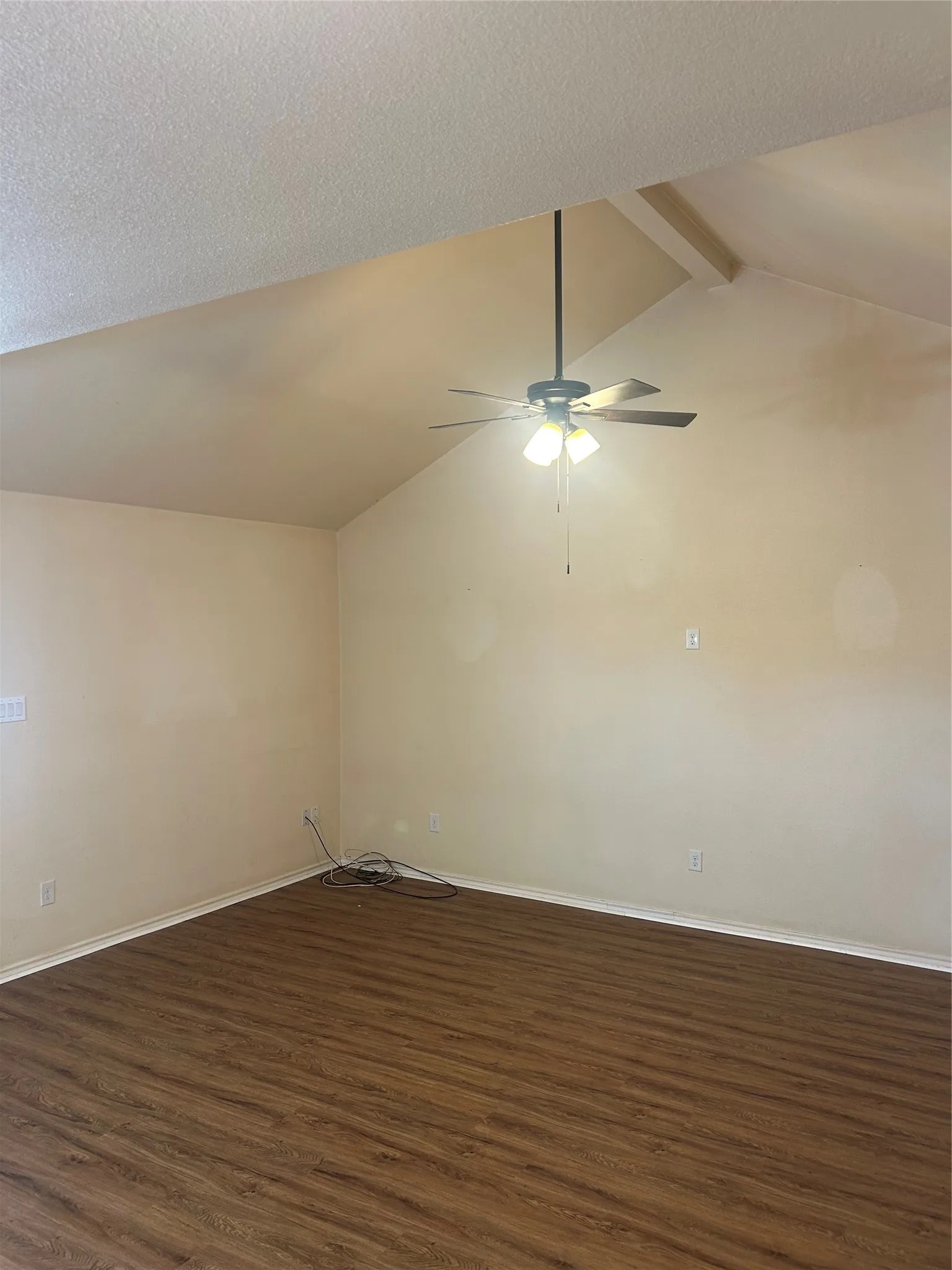 Single Family Residence For Sale in Hill County , 157 Hcr 2119, Whitney, Texas 76692, 3 Bedroom, 2 Bathroom, 2 Garage spaces, 1,436 Sqft, built in 2021, mls#21369427, Real Estate Agent in Whitney, Homes For Sale in Hill county, Homes For Sale in Whitney, Realtor in Whitney Texas, Real Estate Brokerage Independent Realty Texas, Luminita Cordes Realtor
