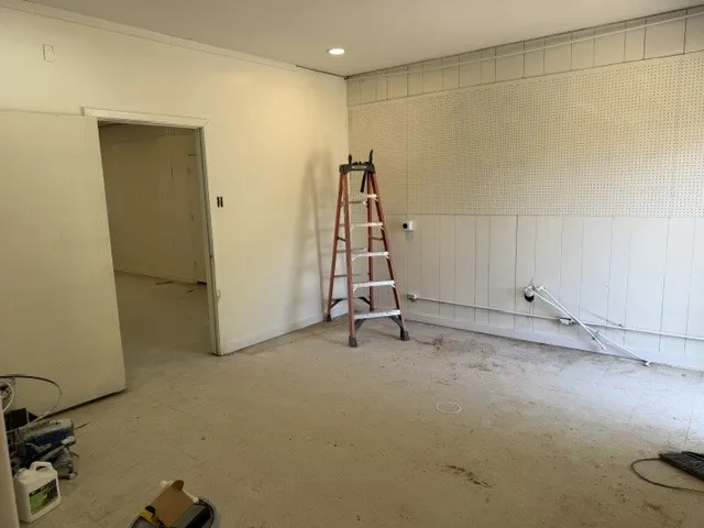 Office For Rent in Hopkins County , 201 Houston Street E STE 2, Sulphur Springs, Texas 75482, 0, 0, Garage spaces, 0 Sqft, built in 1961, mls#21369451, Real Estate Agent in Sulphur Springs, Homes For Rent in Hopkins county, Homes For Rent in Sulphur Springs, Realtor in Sulphur Springs Texas, Real Estate Brokerage Independent Realty Texas, Luminita Cordes Realtor
