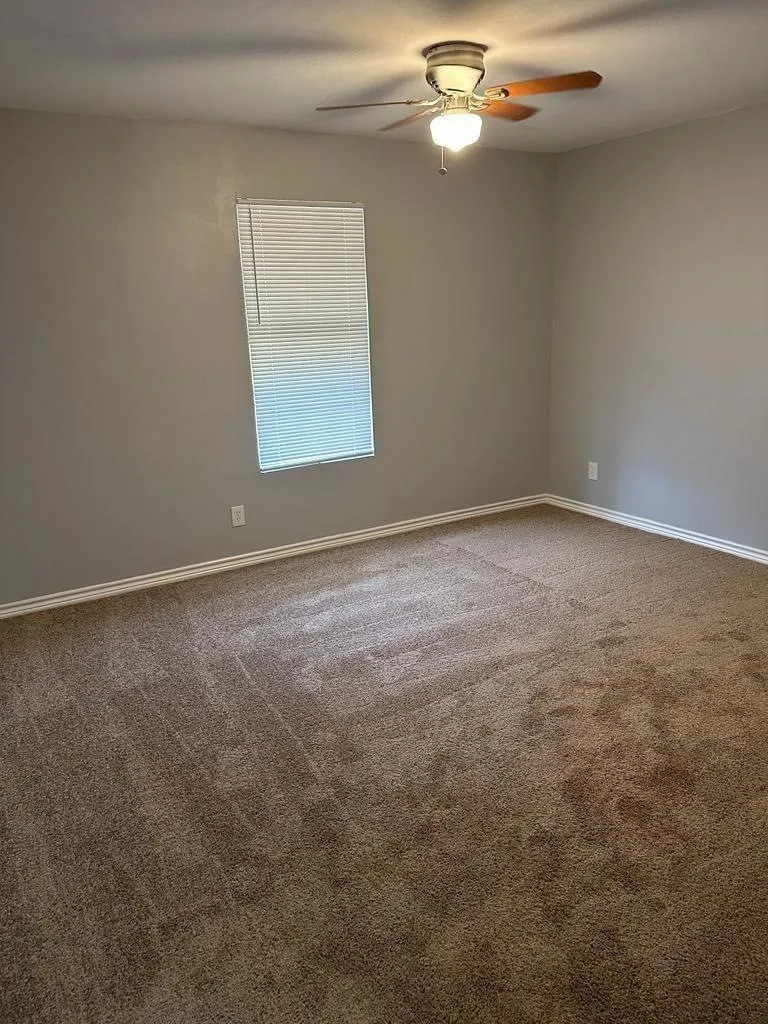 Mobile Home For Rent in Hood County , 6217 New Mexico Trail, Granbury, Texas 76048, 4 Bedroom, 2 Bathroom, Garage spaces, 2,199 Sqft, built in 1984, mls#21369454, Real Estate Agent in Granbury, Homes For Rent in Hood county, Homes For Rent in Granbury, Realtor in Granbury Texas, Real Estate Brokerage Independent Realty Texas, Luminita Cordes Realtor