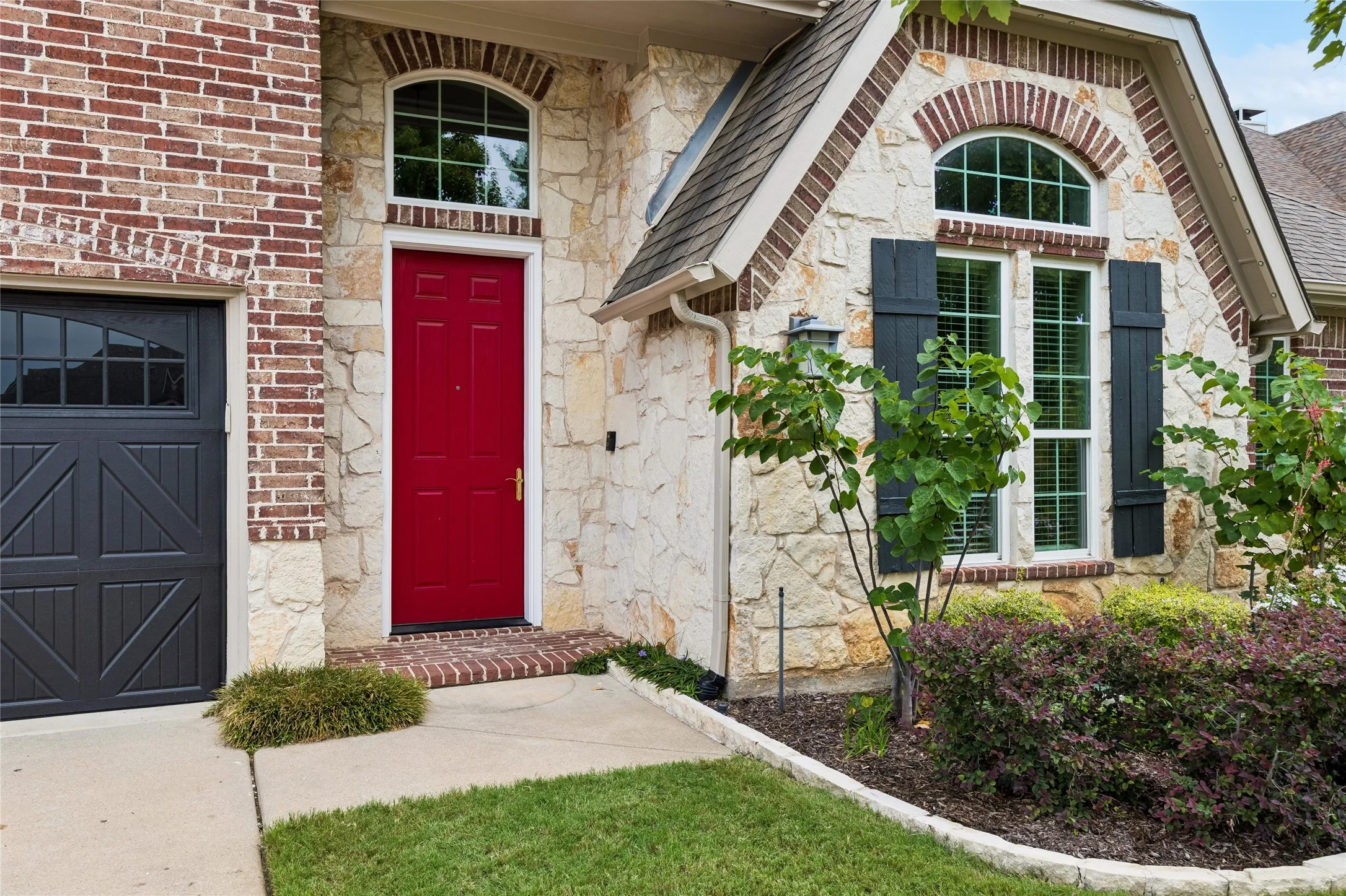 Red door to welcome friends