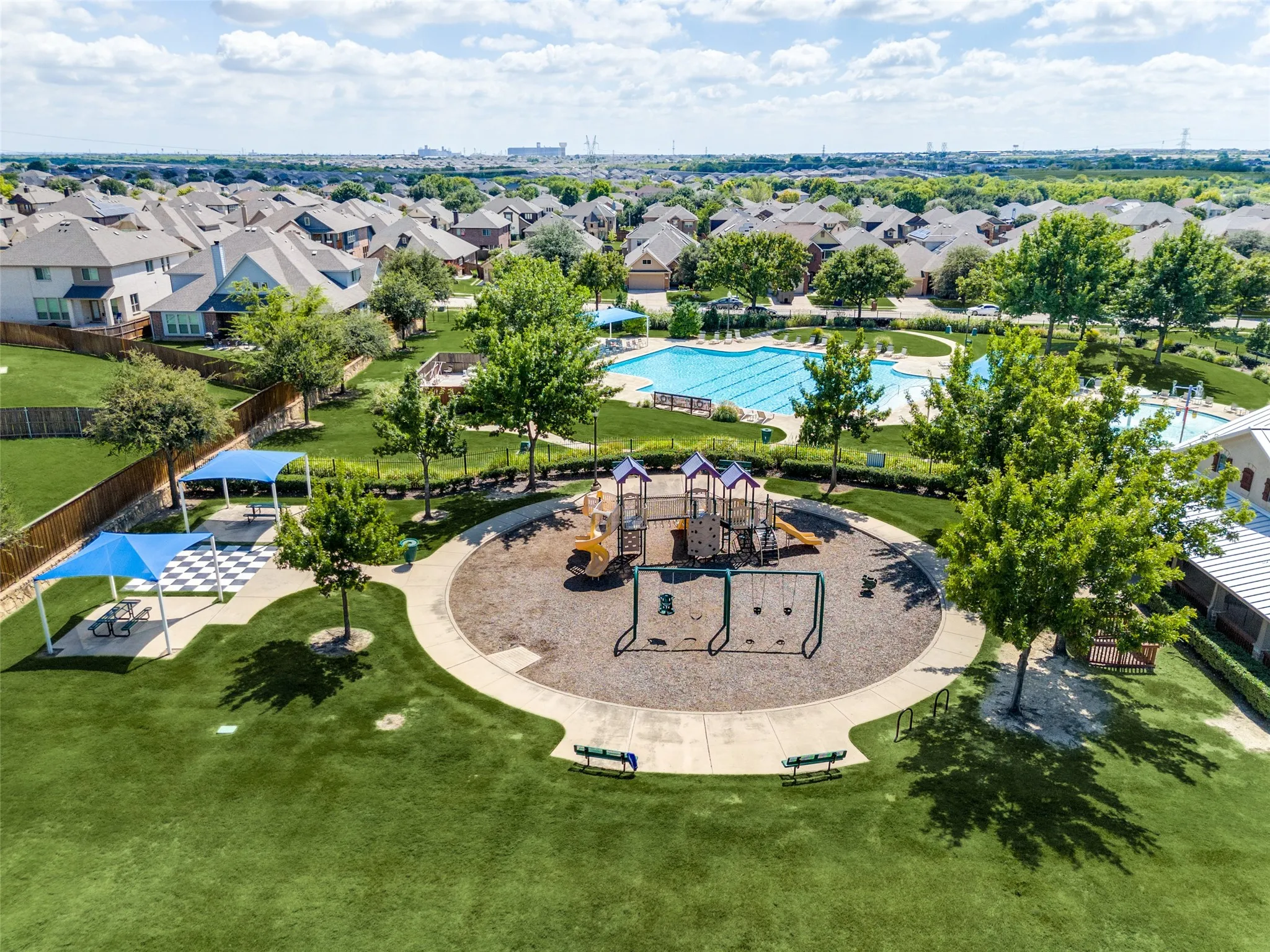 Single Family Residence For Sale in Tarrant County , 9913 Chrysalis Drive, Fort Worth, Texas 76131, 3 Bedroom, 2 Bathroom, 2 Garage spaces, 1,676 Sqft, built in 2012, mls#21368820, Real Estate Agent in Fort Worth, Homes For Sale in Tarrant county, Homes For Sale in Fort Worth, Realtor in Fort Worth Texas, Real Estate Brokerage Independent Realty Texas, Luminita Cordes Realtor