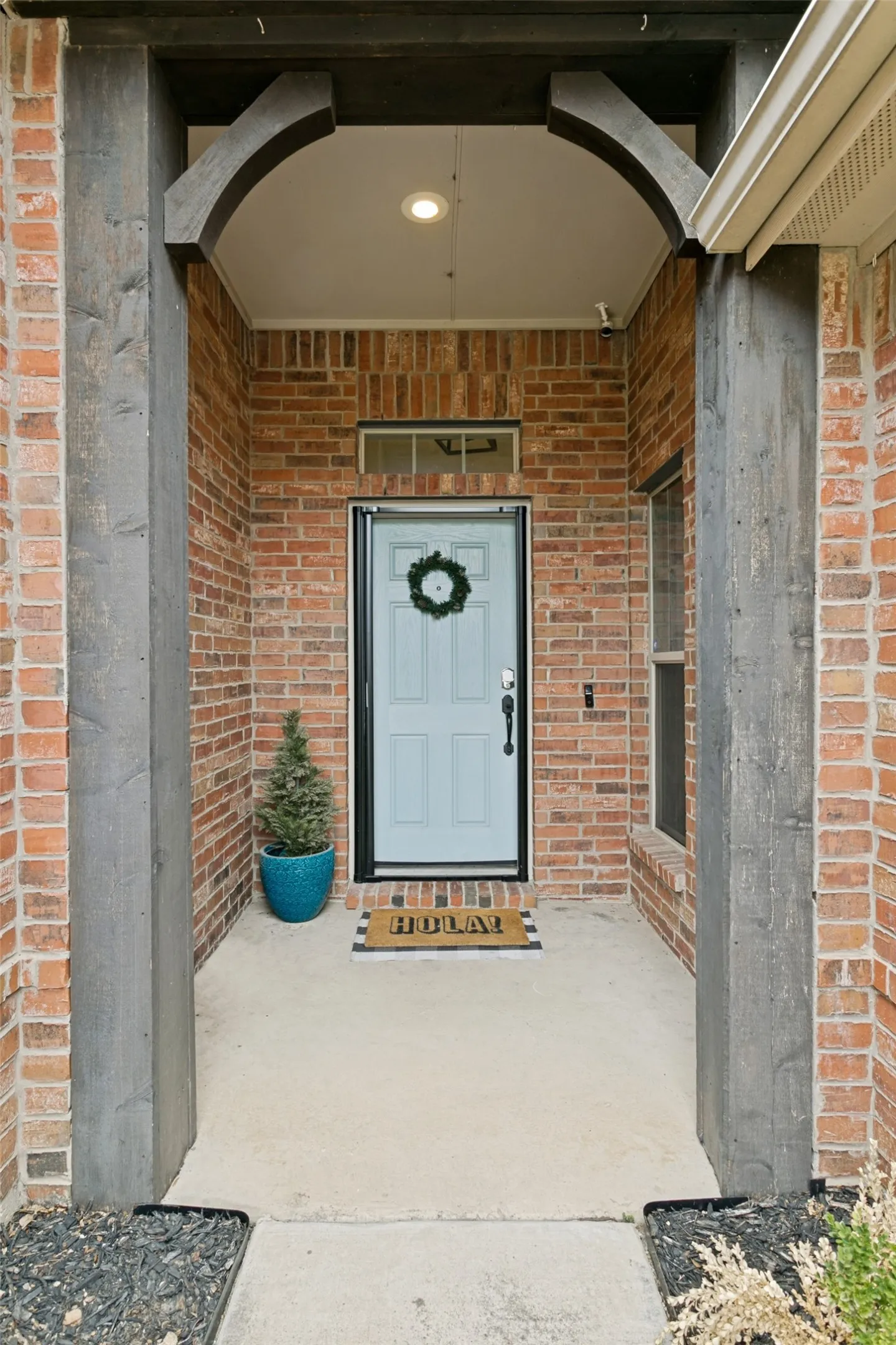 Single Family Residence For Sale in Tarrant County , 9913 Chrysalis Drive, Fort Worth, Texas 76131, 3 Bedroom, 2 Bathroom, 2 Garage spaces, 1,676 Sqft, built in 2012, mls#21368820, Real Estate Agent in Fort Worth, Homes For Sale in Tarrant county, Homes For Sale in Fort Worth, Realtor in Fort Worth Texas, Real Estate Brokerage Independent Realty Texas, Luminita Cordes Realtor