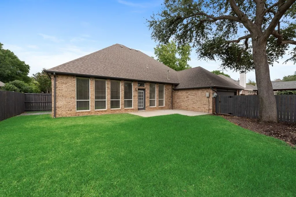 Single Family Residence For Rent in Dallas County , 719 Parkway Boulevard, Coppell, Texas 75019, 4 Bedroom, 2 Bathroom, 2 Garage spaces, 2,693 Sqft, built in 1991, mls#21369140, Real Estate Agent in Coppell, Homes For Rent in Dallas county, Homes For Rent in Coppell, Realtor in Coppell Texas, Real Estate Brokerage Independent Realty Texas, Luminita Cordes Realtor