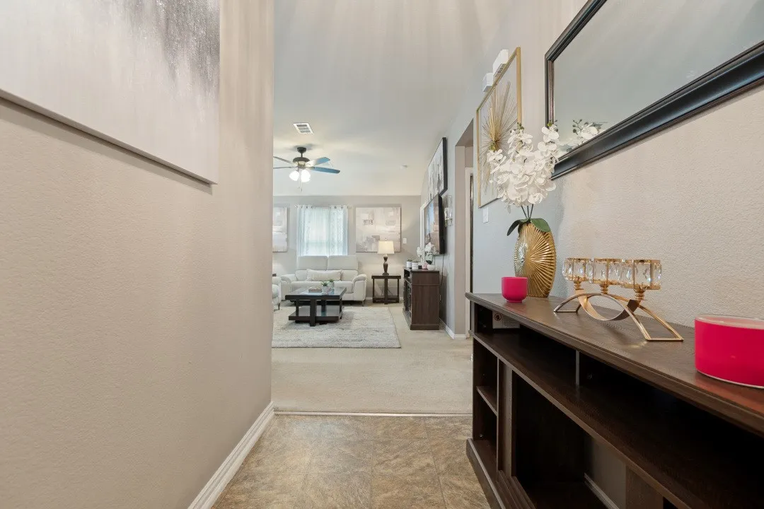 Single Family Residence For Sale in Dallas County , 3031 Appaloosa Drive, Dallas, Texas 75237, 3 Bedroom, 2 Bathroom, 2 Garage spaces, 1,201 Sqft, built in 2013, mls#21365126, Real Estate Agent in Dallas, Homes For Sale in Dallas county, Homes For Sale in Dallas, Realtor in Dallas Texas, Real Estate Brokerage Independent Realty Texas, Luminita Cordes Realtor
