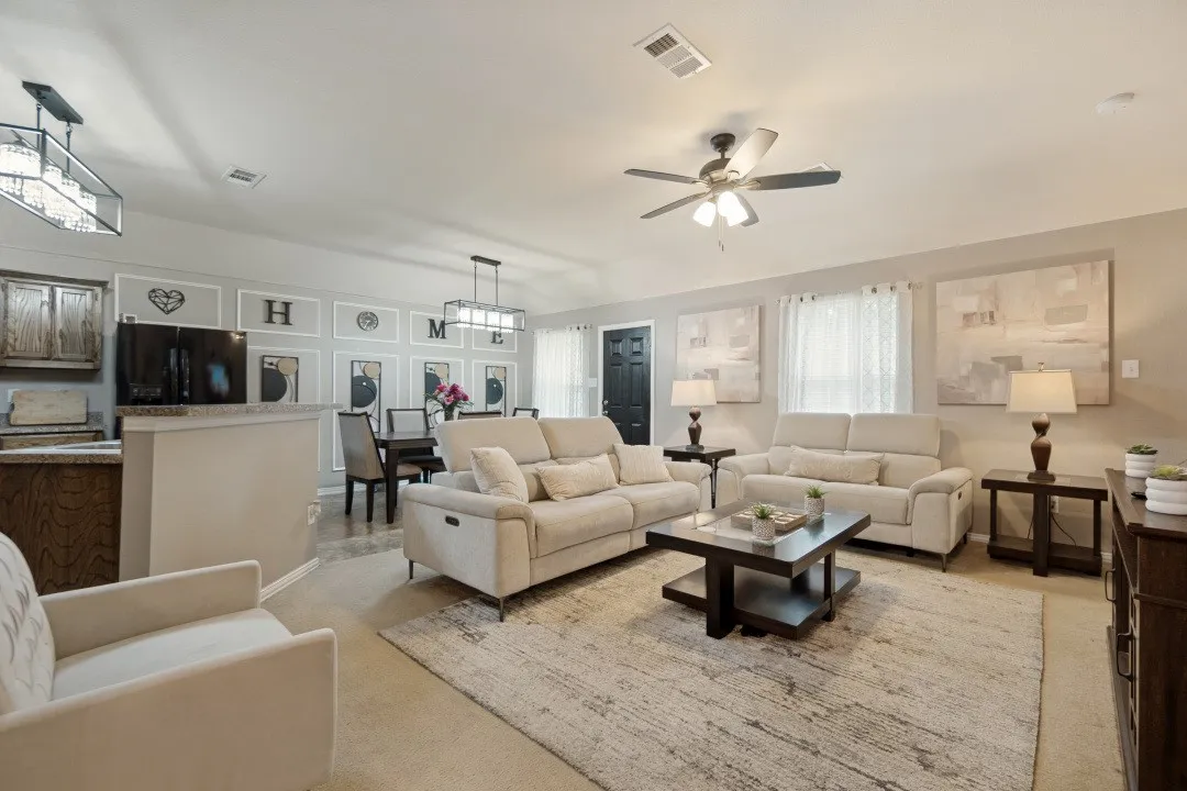 Single Family Residence For Sale in Dallas County , 3031 Appaloosa Drive, Dallas, Texas 75237, 3 Bedroom, 2 Bathroom, 2 Garage spaces, 1,201 Sqft, built in 2013, mls#21365126, Real Estate Agent in Dallas, Homes For Sale in Dallas county, Homes For Sale in Dallas, Realtor in Dallas Texas, Real Estate Brokerage Independent Realty Texas, Luminita Cordes Realtor