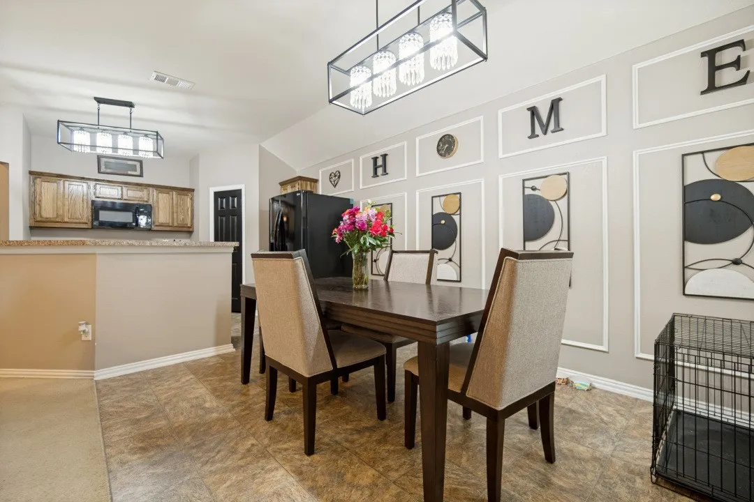 Single Family Residence For Sale in Dallas County , 3031 Appaloosa Drive, Dallas, Texas 75237, 3 Bedroom, 2 Bathroom, 2 Garage spaces, 1,201 Sqft, built in 2013, mls#21365126, Real Estate Agent in Dallas, Homes For Sale in Dallas county, Homes For Sale in Dallas, Realtor in Dallas Texas, Real Estate Brokerage Independent Realty Texas, Luminita Cordes Realtor