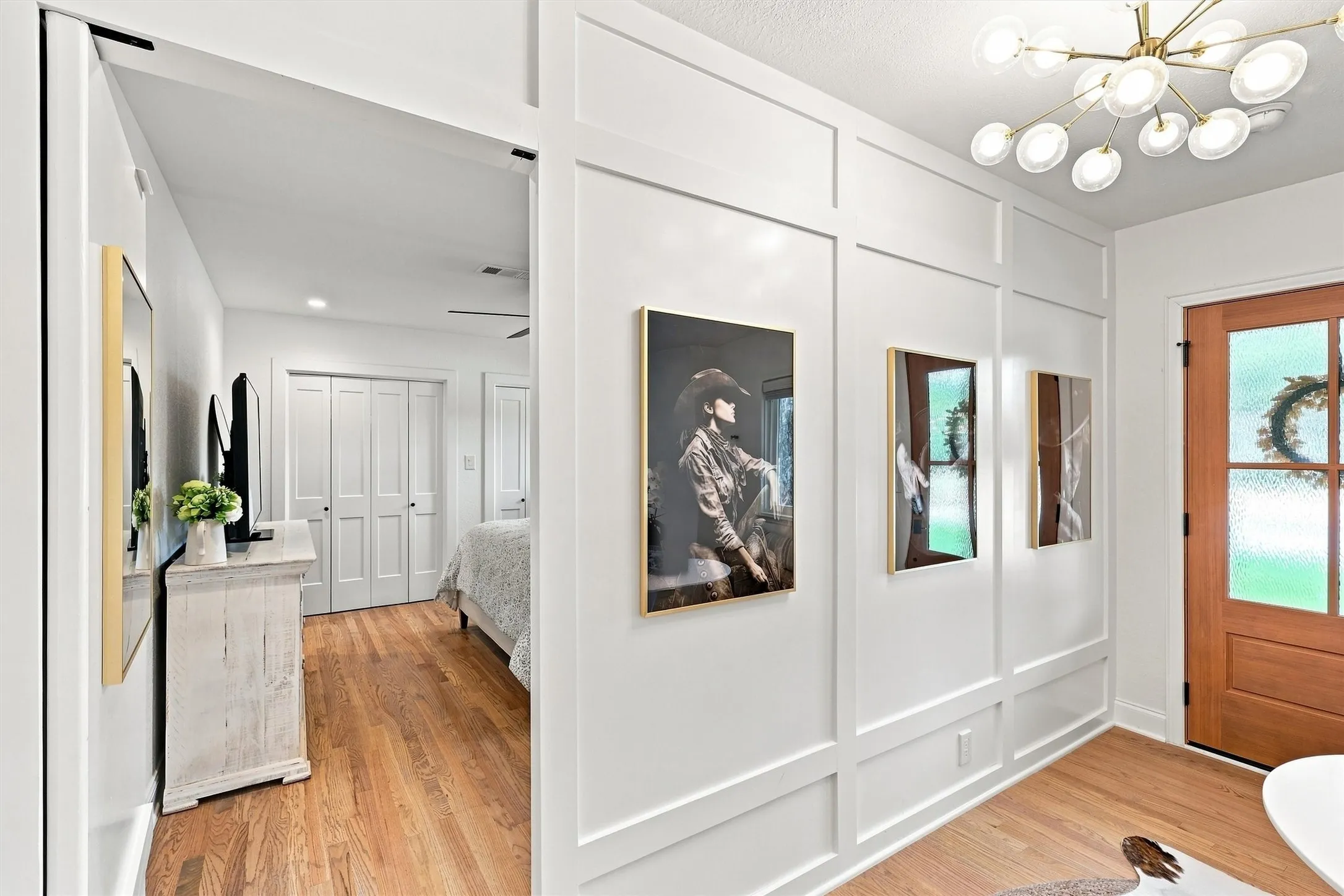 Single Family Residence For Sale in Tarrant County , 6387 Greenway Road, Fort Worth, Texas 76116, 4 Bedroom, 3 Bathroom, Garage spaces, 2,765 Sqft, built in 1950, mls#21369417, Real Estate Agent in Fort Worth, Homes For Sale in Tarrant county, Homes For Sale in Fort Worth, Realtor in Fort Worth Texas, Real Estate Brokerage Independent Realty Texas, Luminita Cordes Realtor