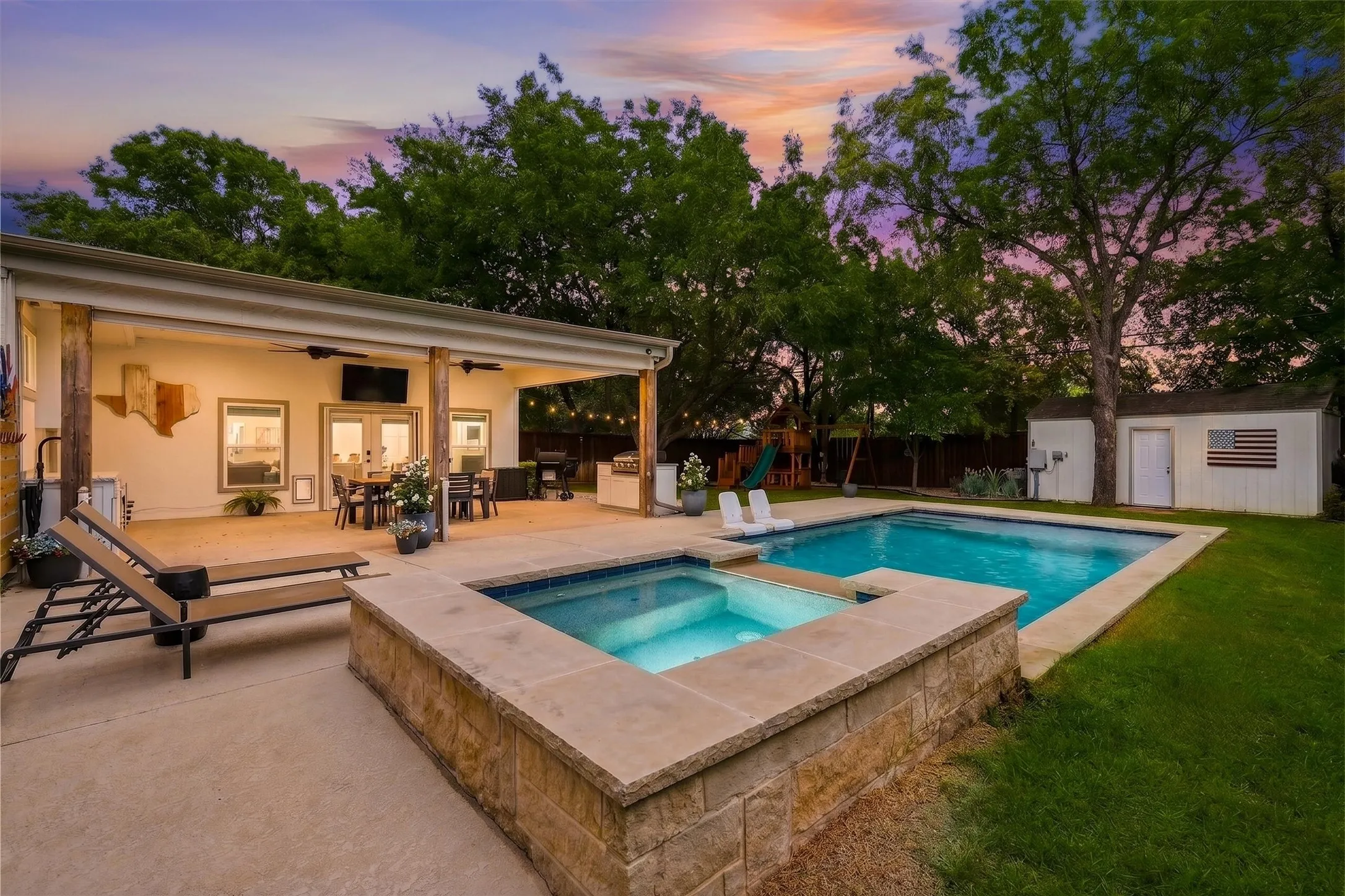 Single Family Residence For Sale in Tarrant County , 6387 Greenway Road, Fort Worth, Texas 76116, 4 Bedroom, 3 Bathroom, Garage spaces, 2,765 Sqft, built in 1950, mls#21369417, Real Estate Agent in Fort Worth, Homes For Sale in Tarrant county, Homes For Sale in Fort Worth, Realtor in Fort Worth Texas, Real Estate Brokerage Independent Realty Texas, Luminita Cordes Realtor