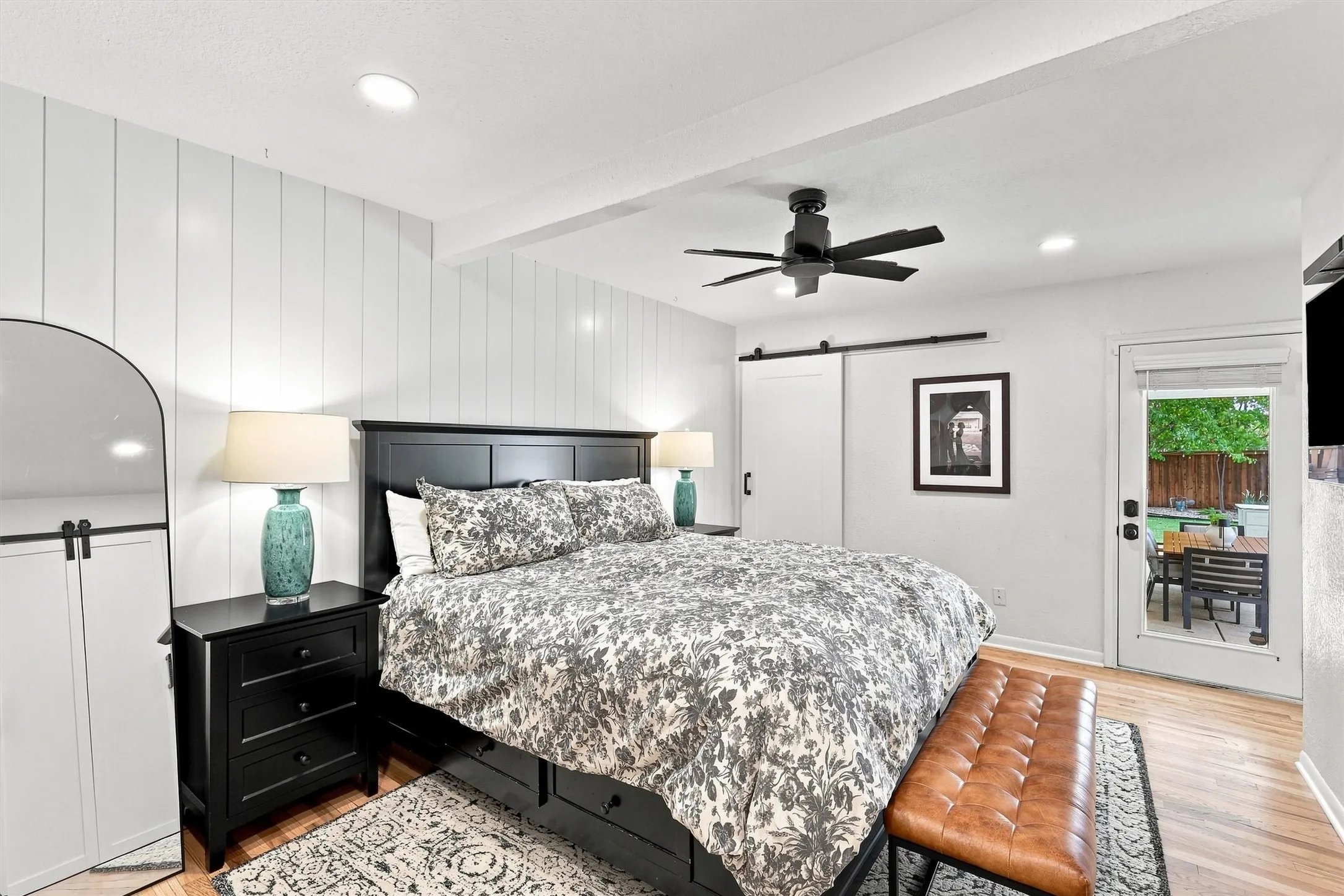Single Family Residence For Sale in Tarrant County , 6387 Greenway Road, Fort Worth, Texas 76116, 4 Bedroom, 3 Bathroom, Garage spaces, 2,765 Sqft, built in 1950, mls#21369417, Real Estate Agent in Fort Worth, Homes For Sale in Tarrant county, Homes For Sale in Fort Worth, Realtor in Fort Worth Texas, Real Estate Brokerage Independent Realty Texas, Luminita Cordes Realtor